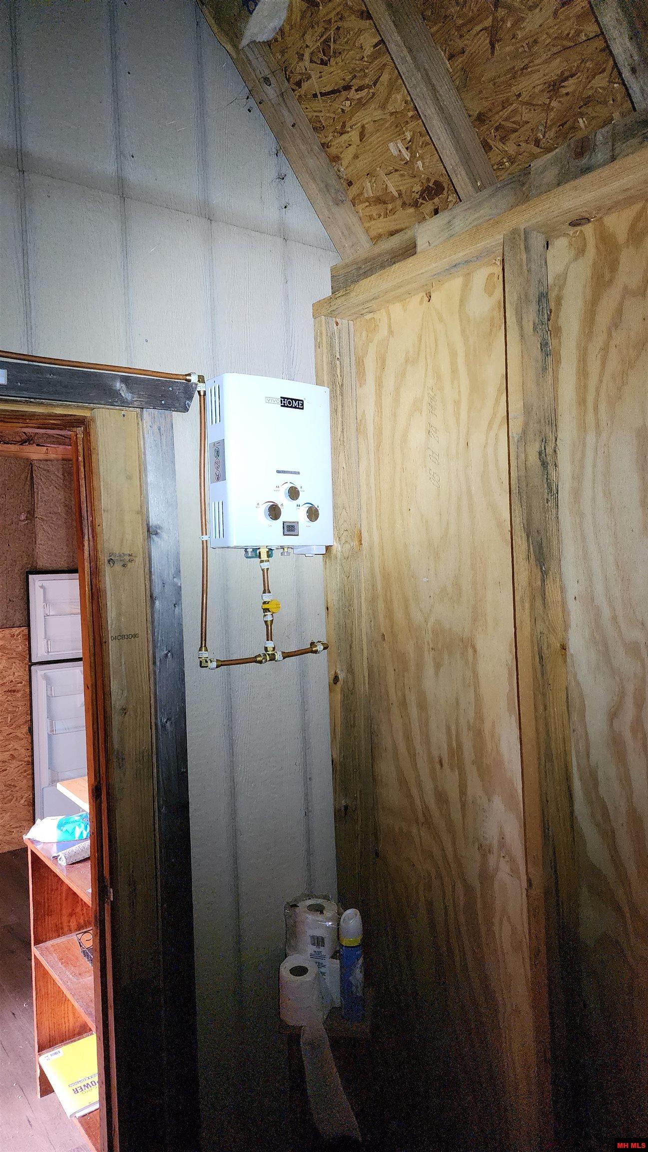 6901 MC 8061 Flippin, AR