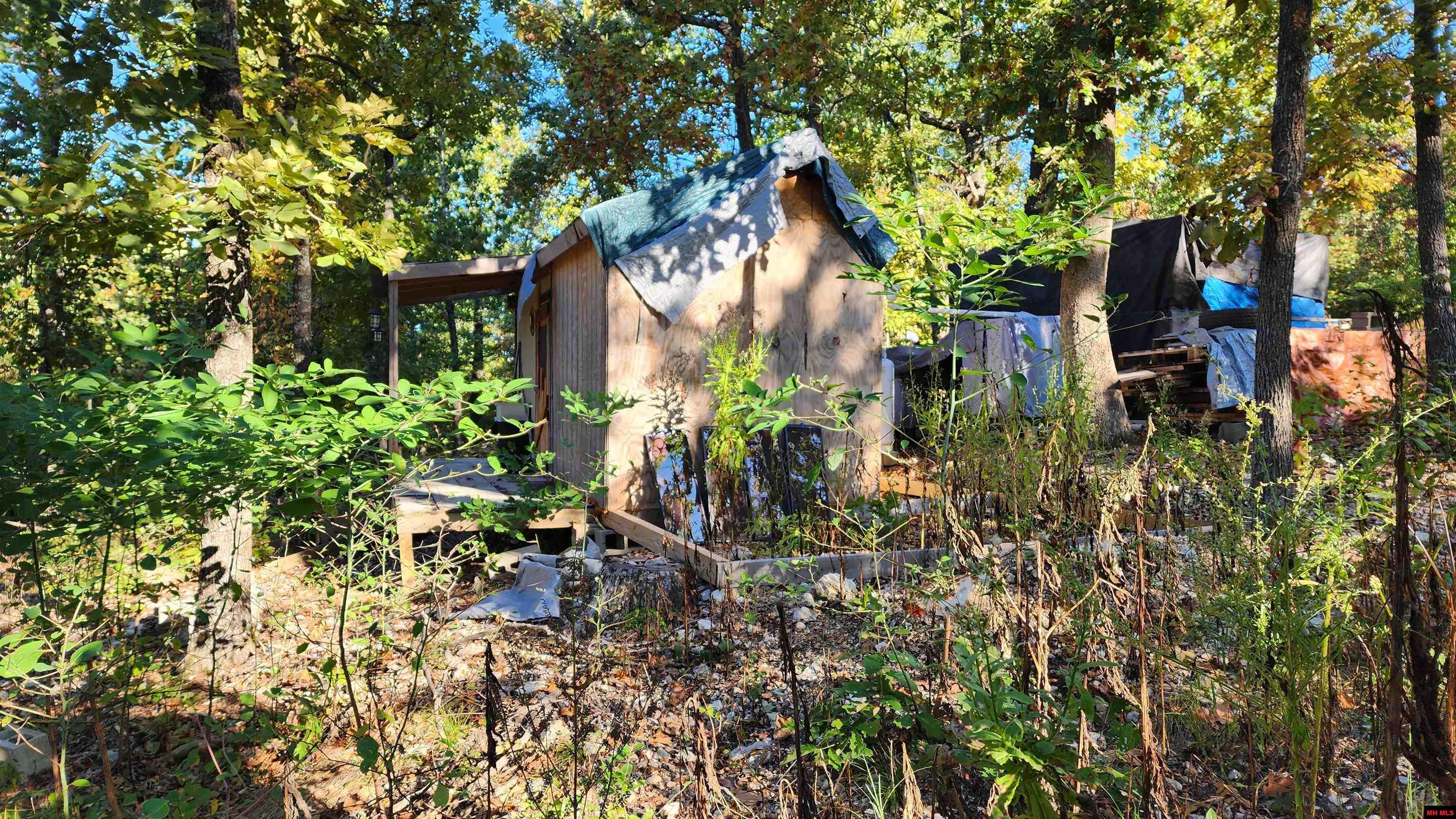 6901 MC 8061 Flippin, AR