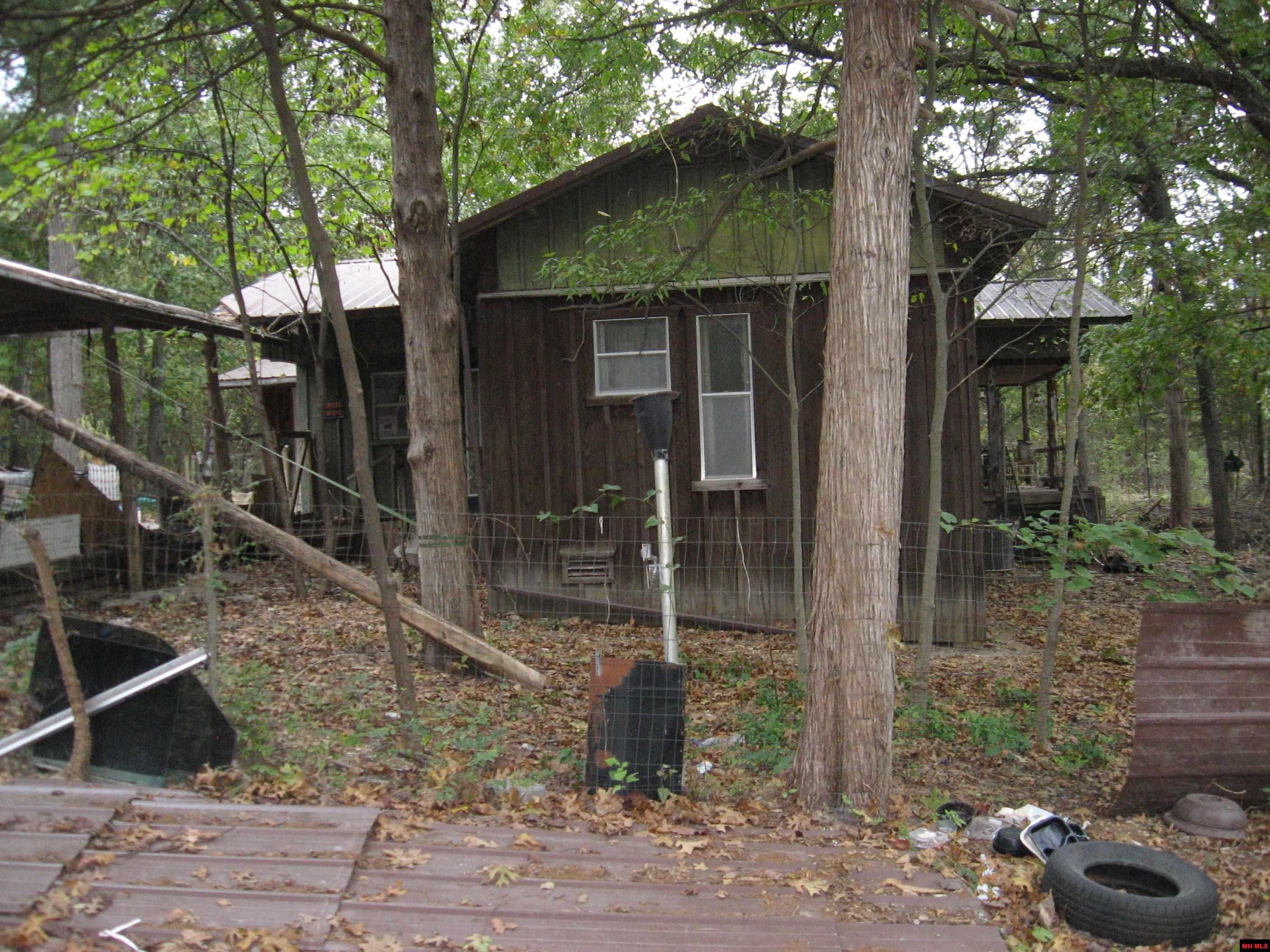 97 MC 7036 Flippin, AR