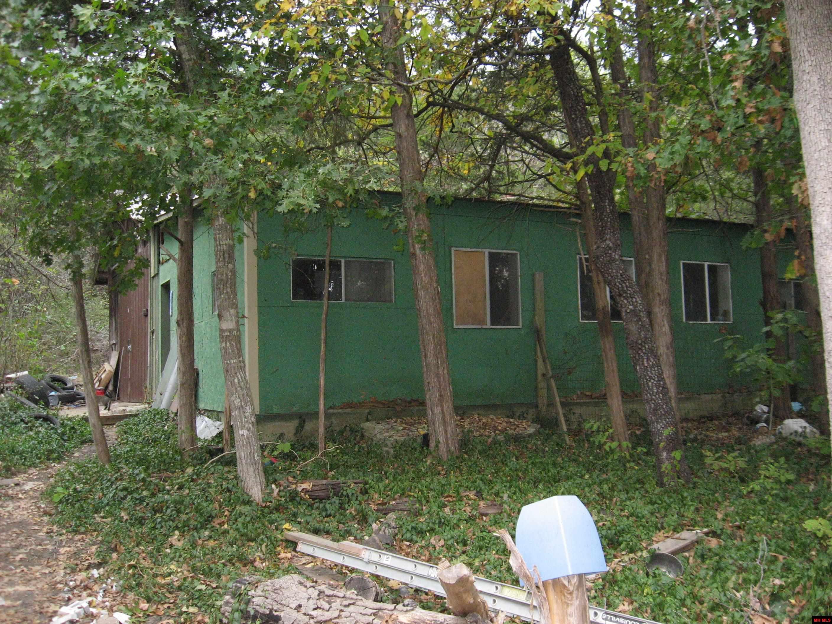 97 MC 7036 Flippin, AR