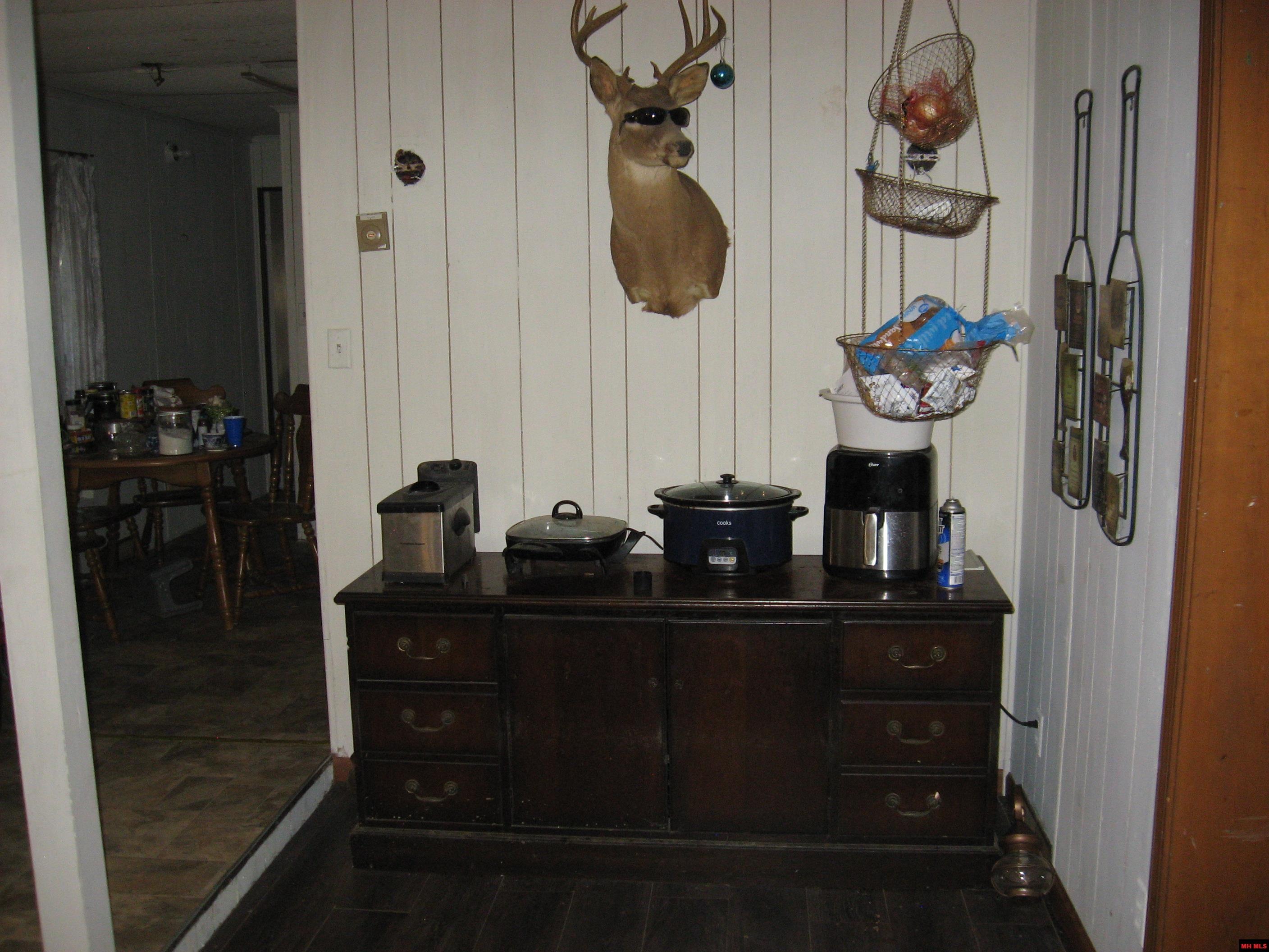 97 MC 7036 Flippin, AR