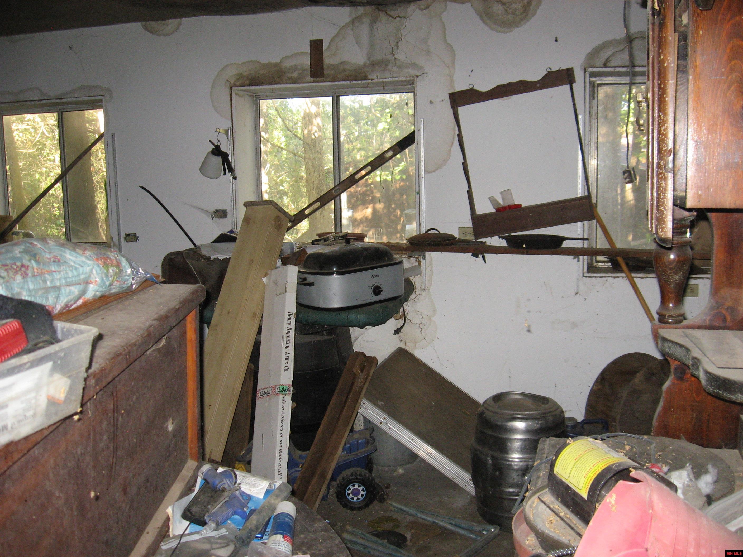 97 MC 7036 Flippin, AR