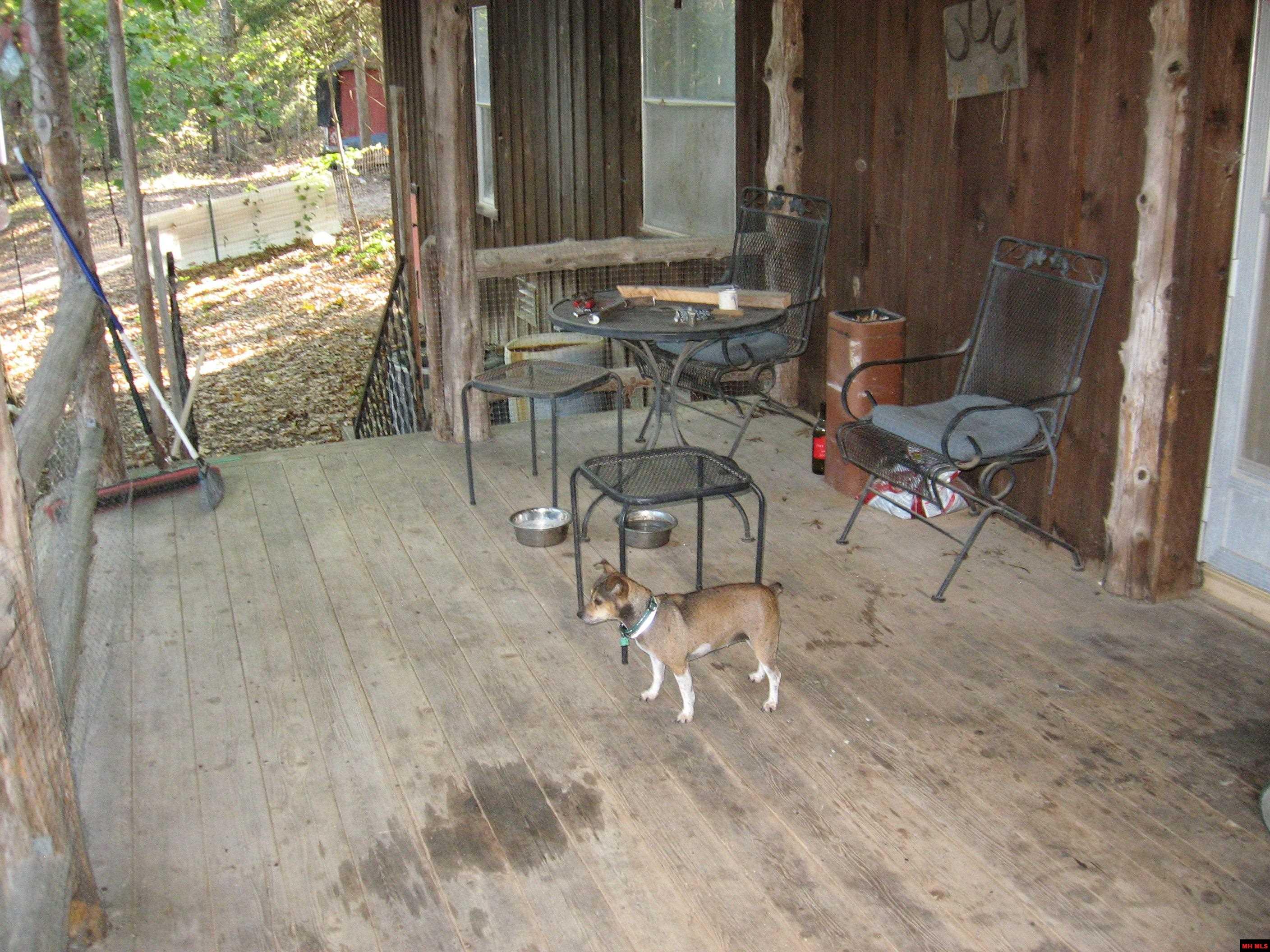 97 MC 7036 Flippin, AR