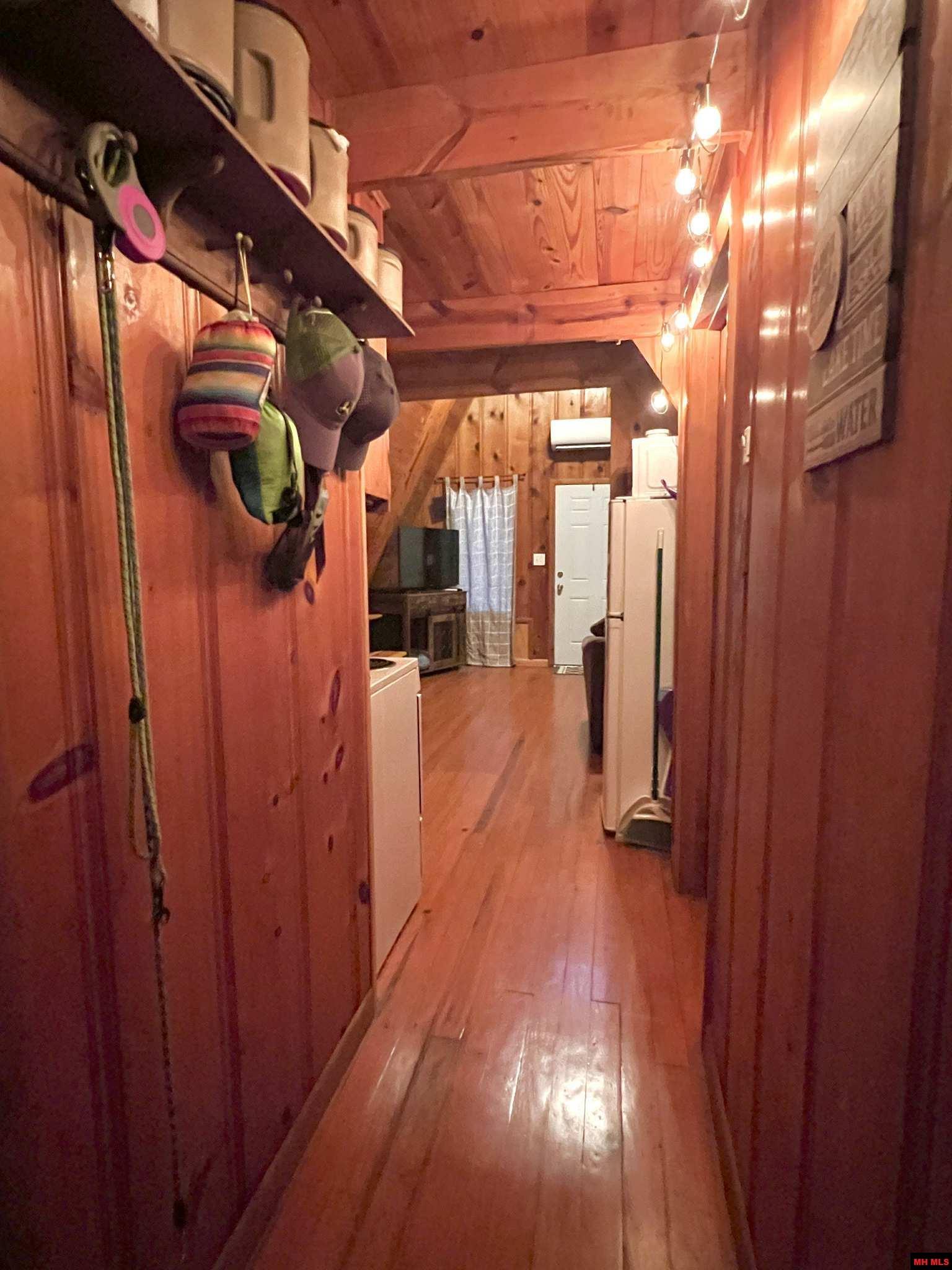 48 SUMAC DRIVE Henderson, AR