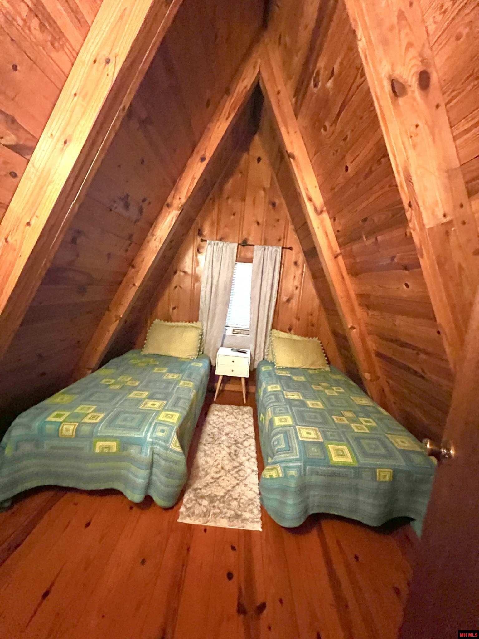 48 SUMAC DRIVE Henderson, AR