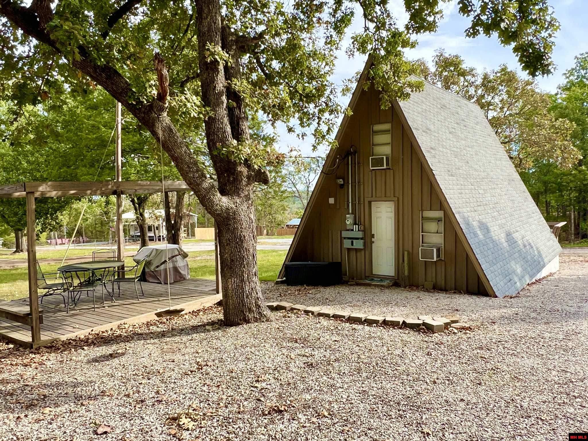 48 SUMAC DRIVE Henderson, AR