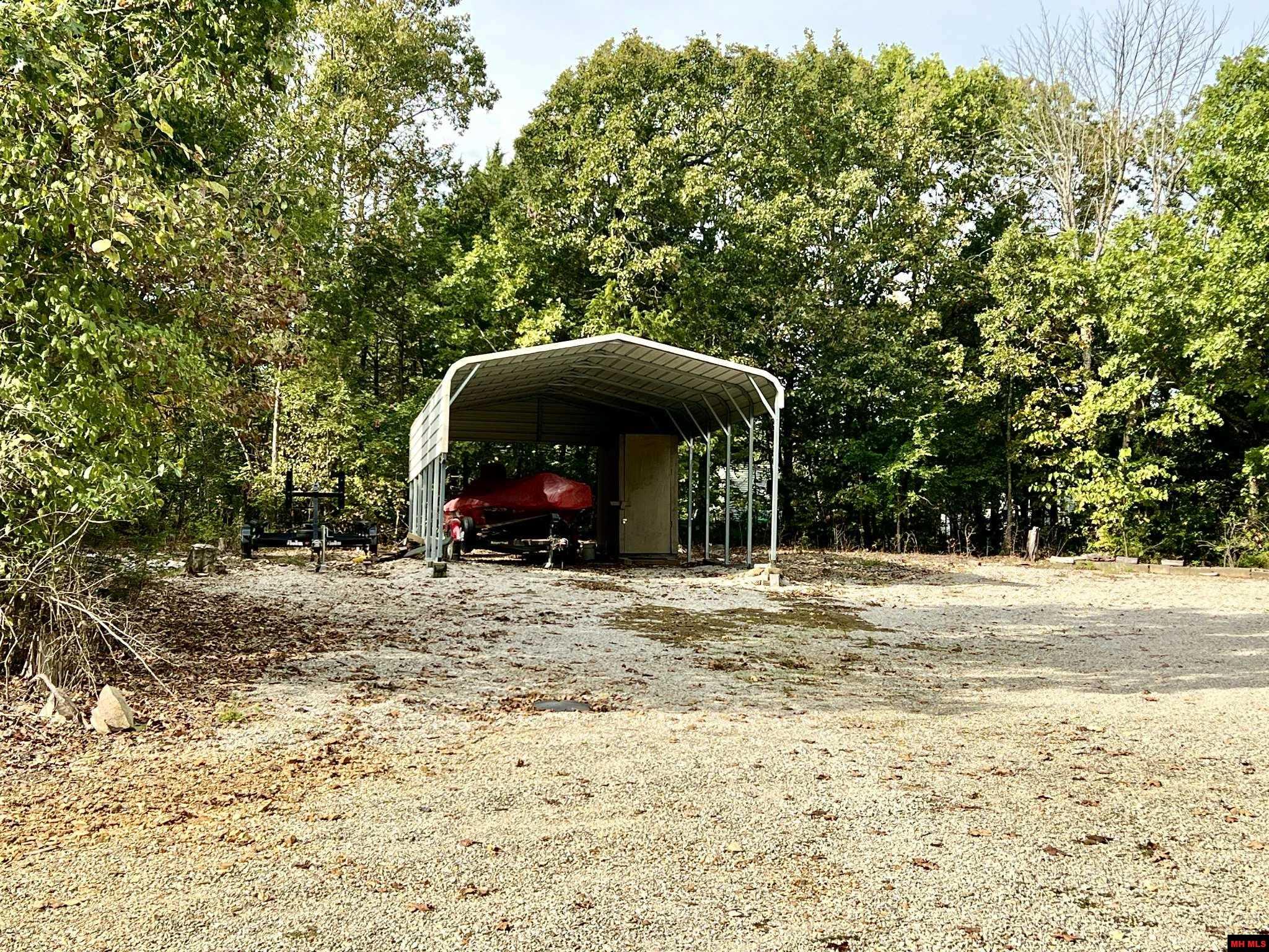 48 SUMAC DRIVE Henderson, AR