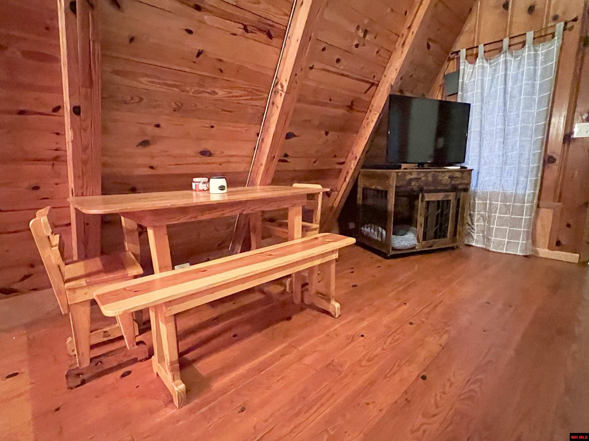 48 SUMAC DRIVE Henderson, AR