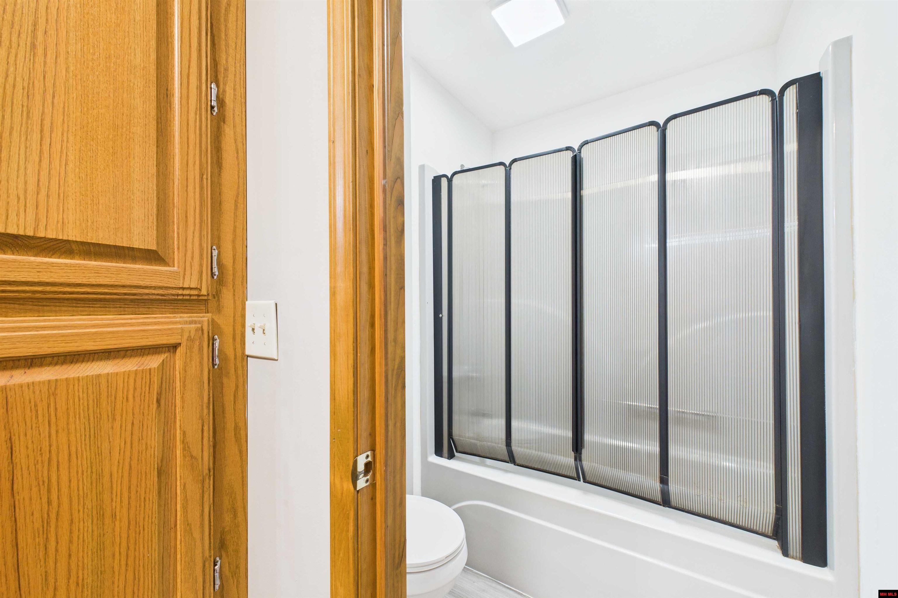 7167 Hwy 62/412 West