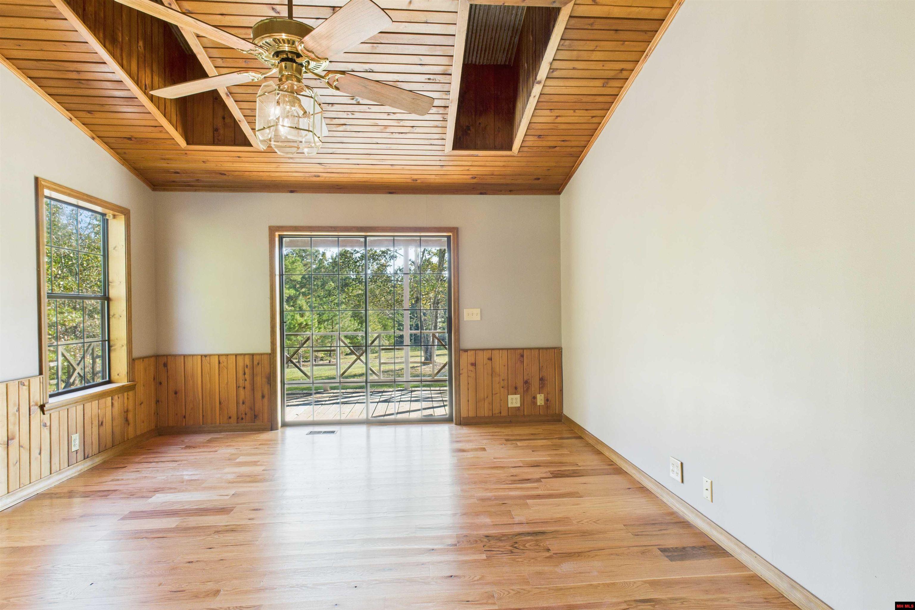 7167 Hwy 62/412 West