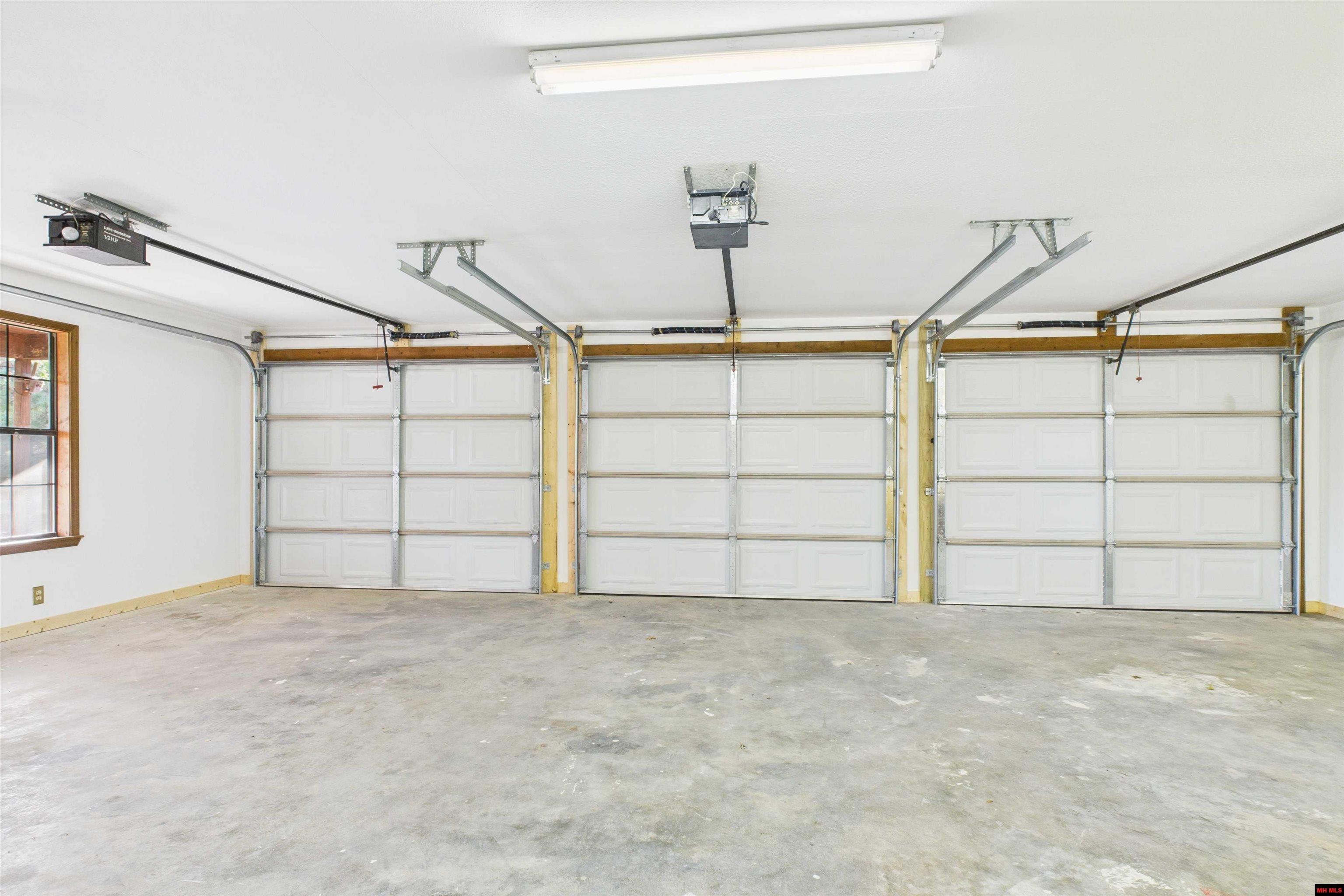 7167 Hwy 62/412 West