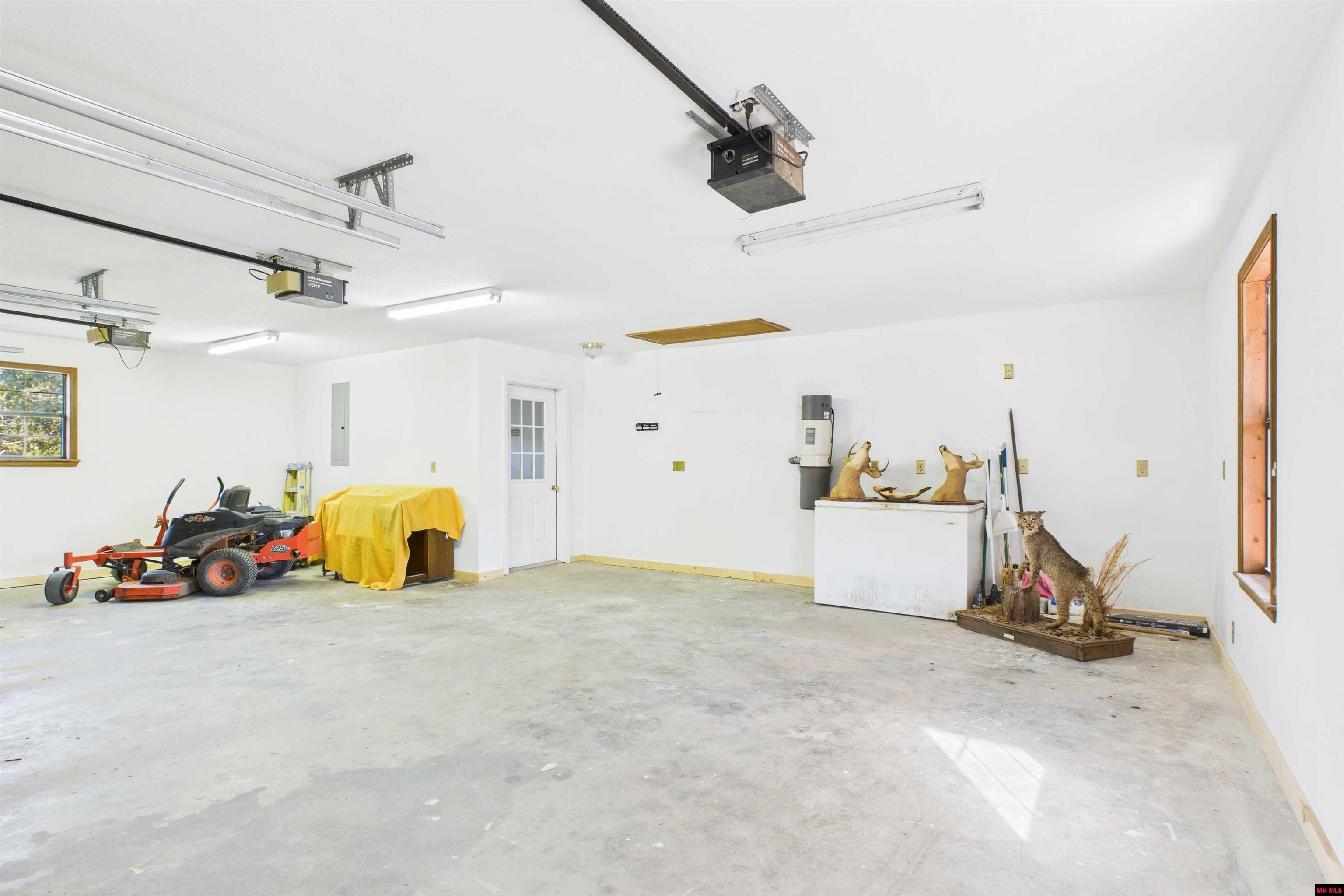 7167 Hwy 62/412 West