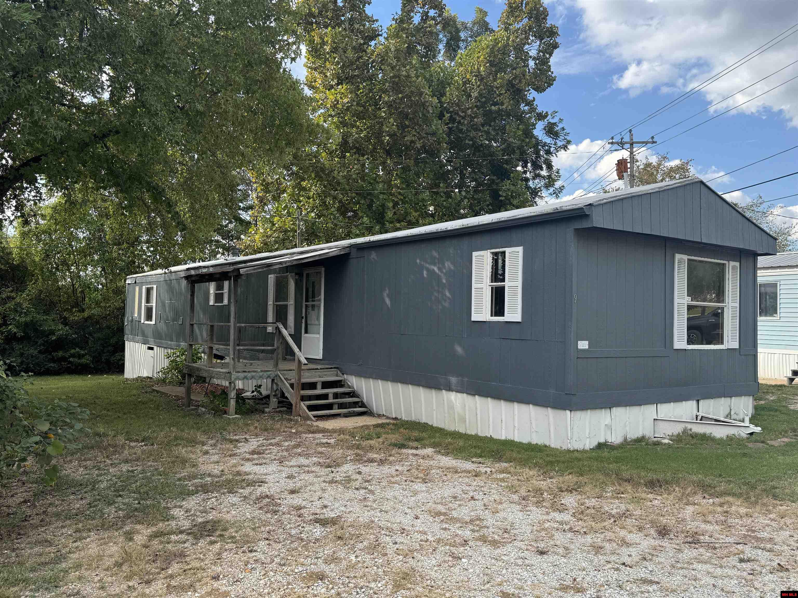 1326 E 9TH STREET Mountain Home, AR