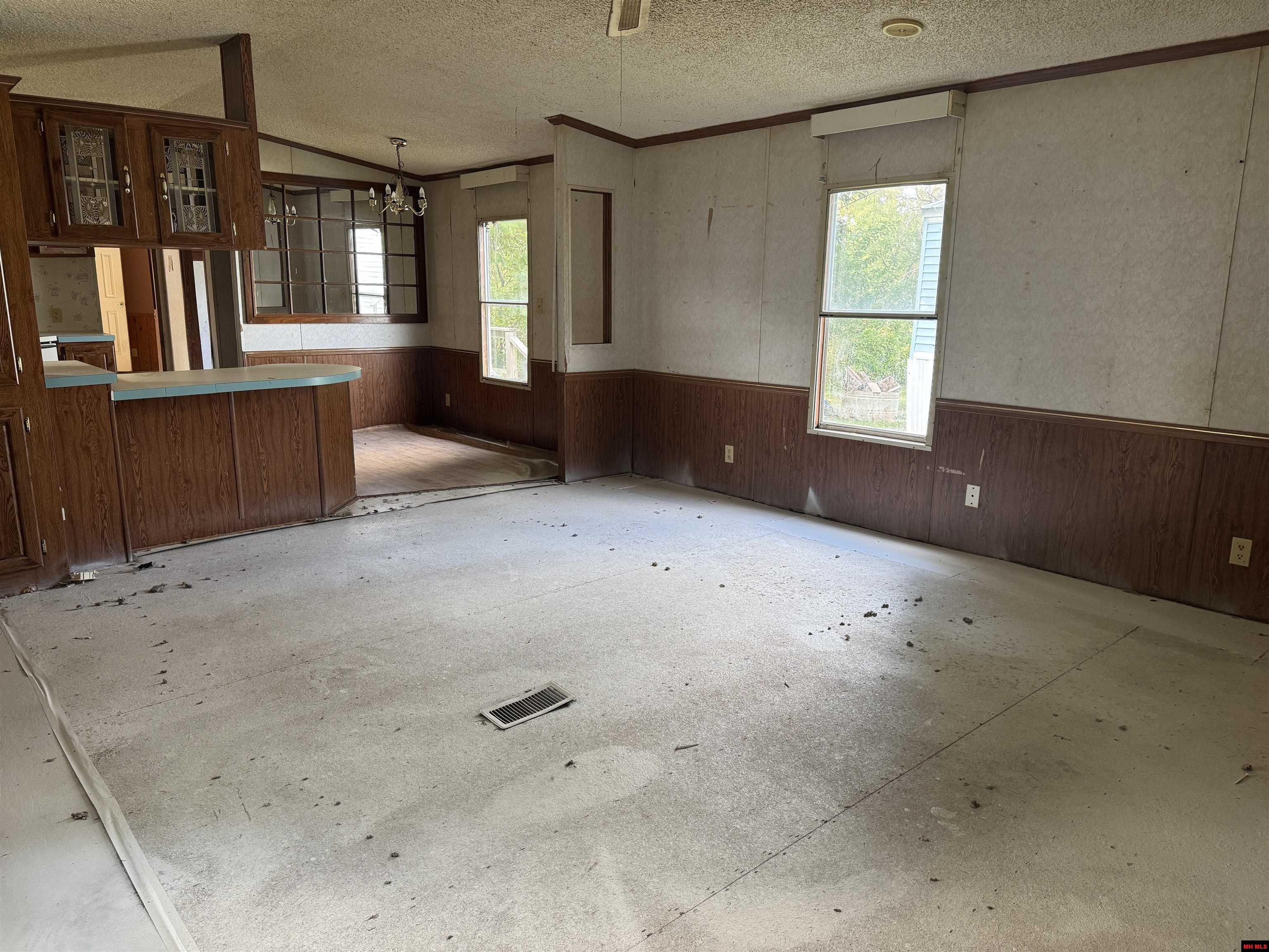 1326 E 9TH STREET Mountain Home, AR