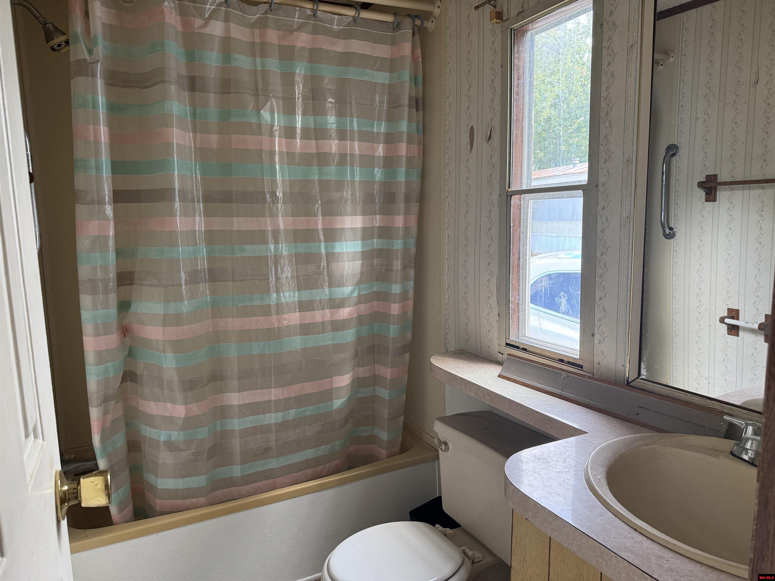 1326 E 9TH STREET Mountain Home, AR