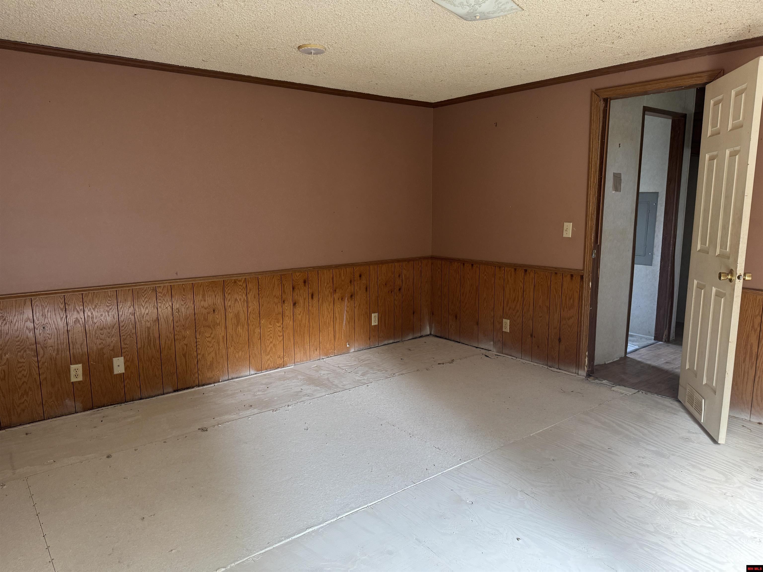1326 E 9TH STREET Mountain Home, AR