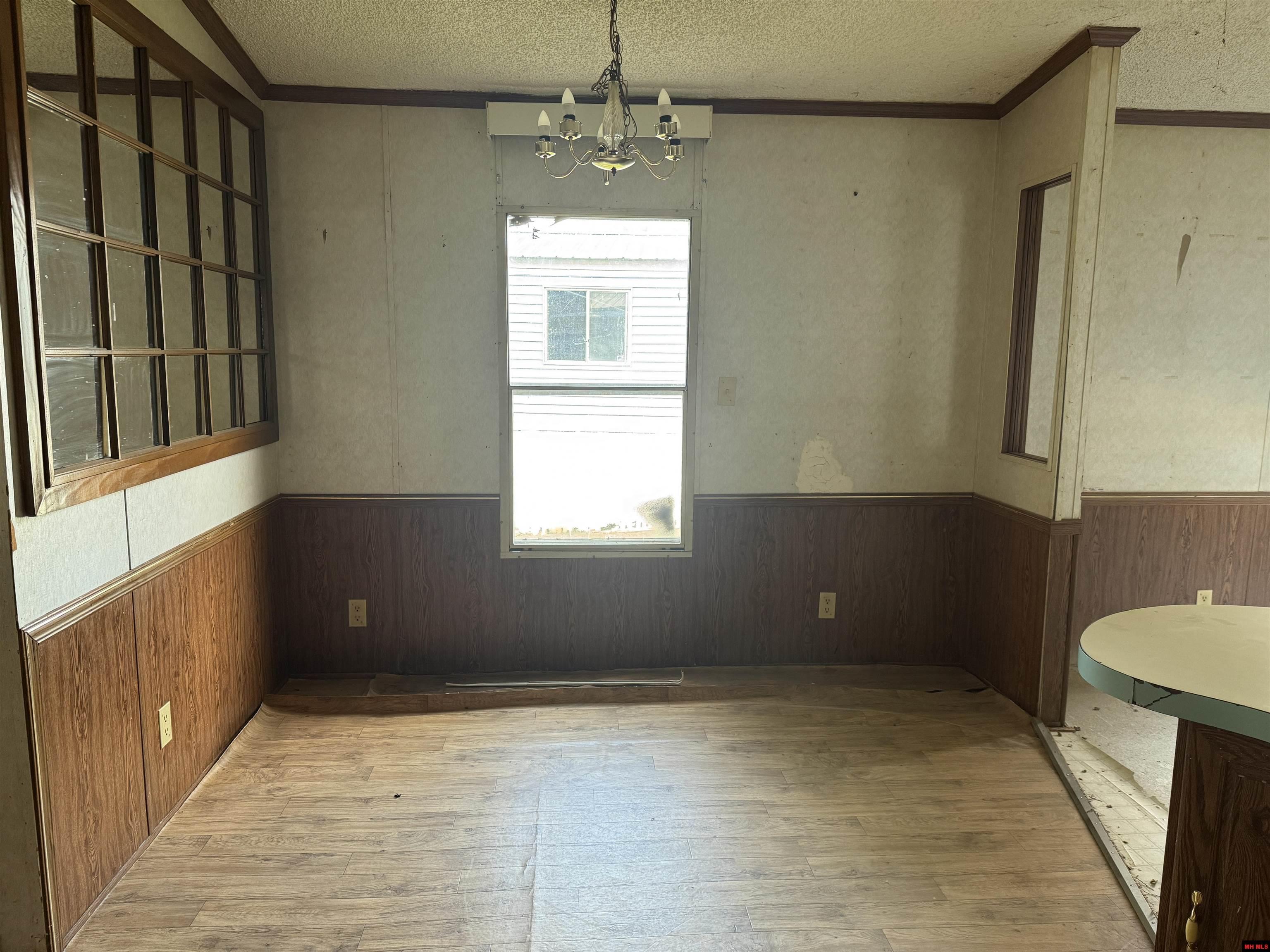 1326 E 9TH STREET Mountain Home, AR