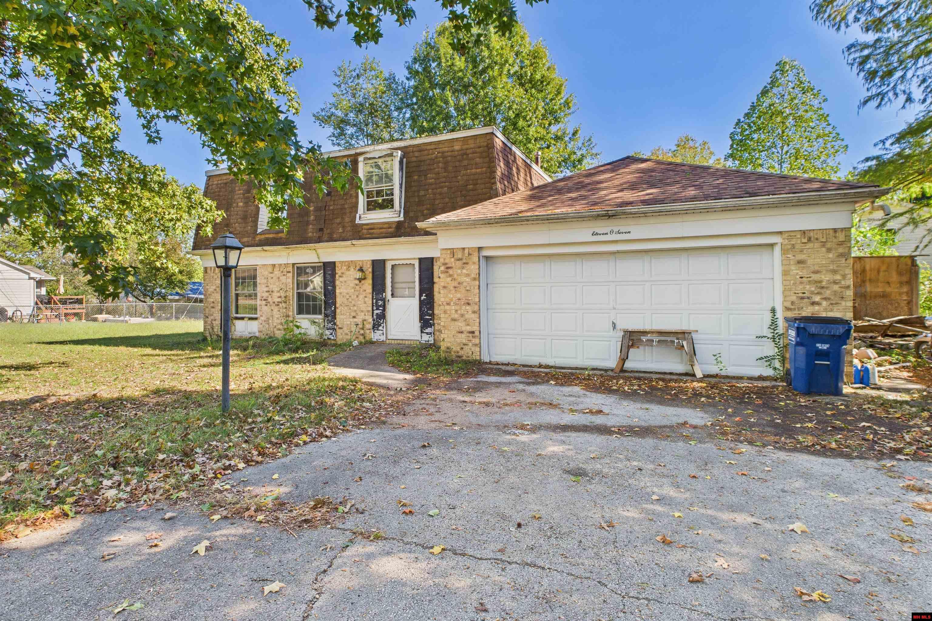 1107 LEONARD DRIVE Mountain Home, AR