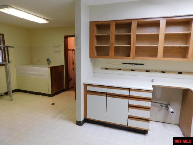 622 CENTRAL BOULEVARD Bull Shoals, AR