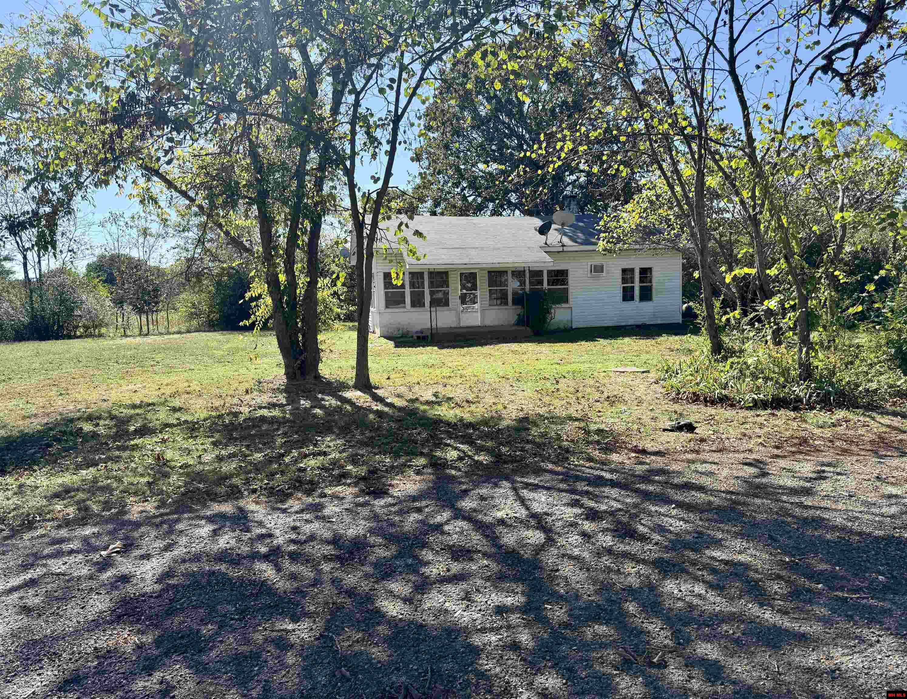 5191 OLD MILITARY ROAD Mountain Home, AR