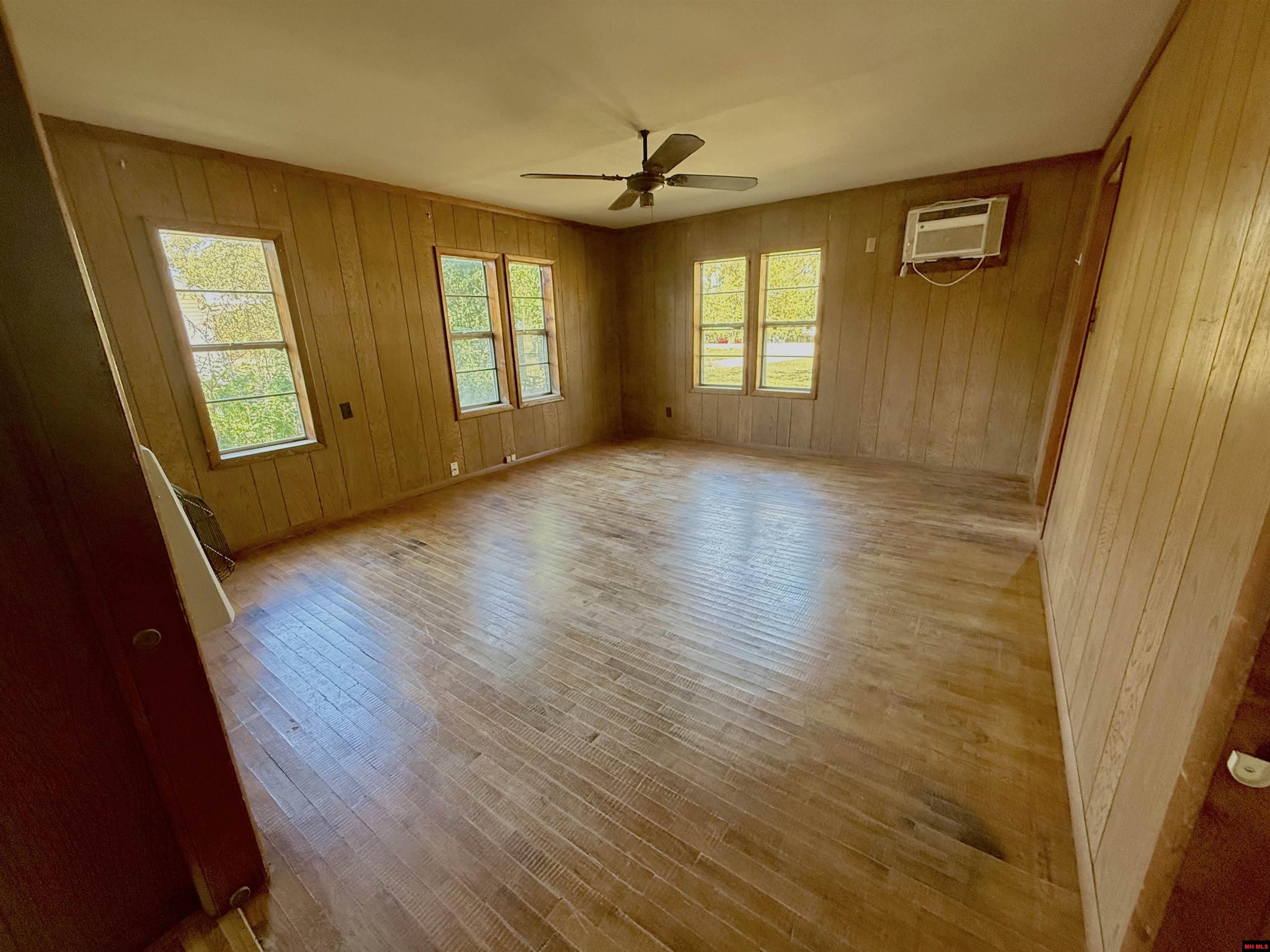 5191 OLD MILITARY ROAD Mountain Home, AR