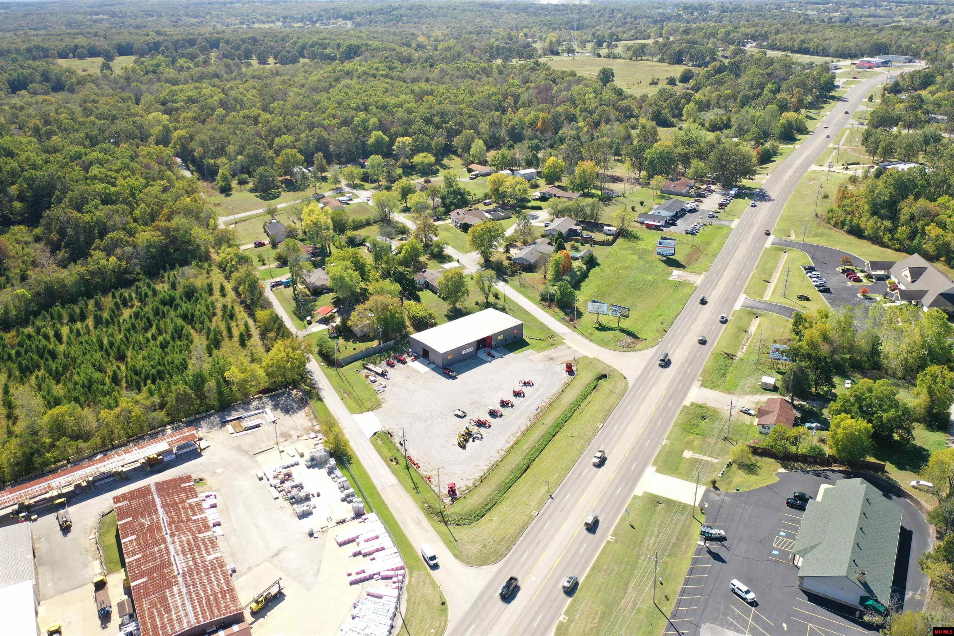 60 ROBERTS DRIVE Mountain Home, AR