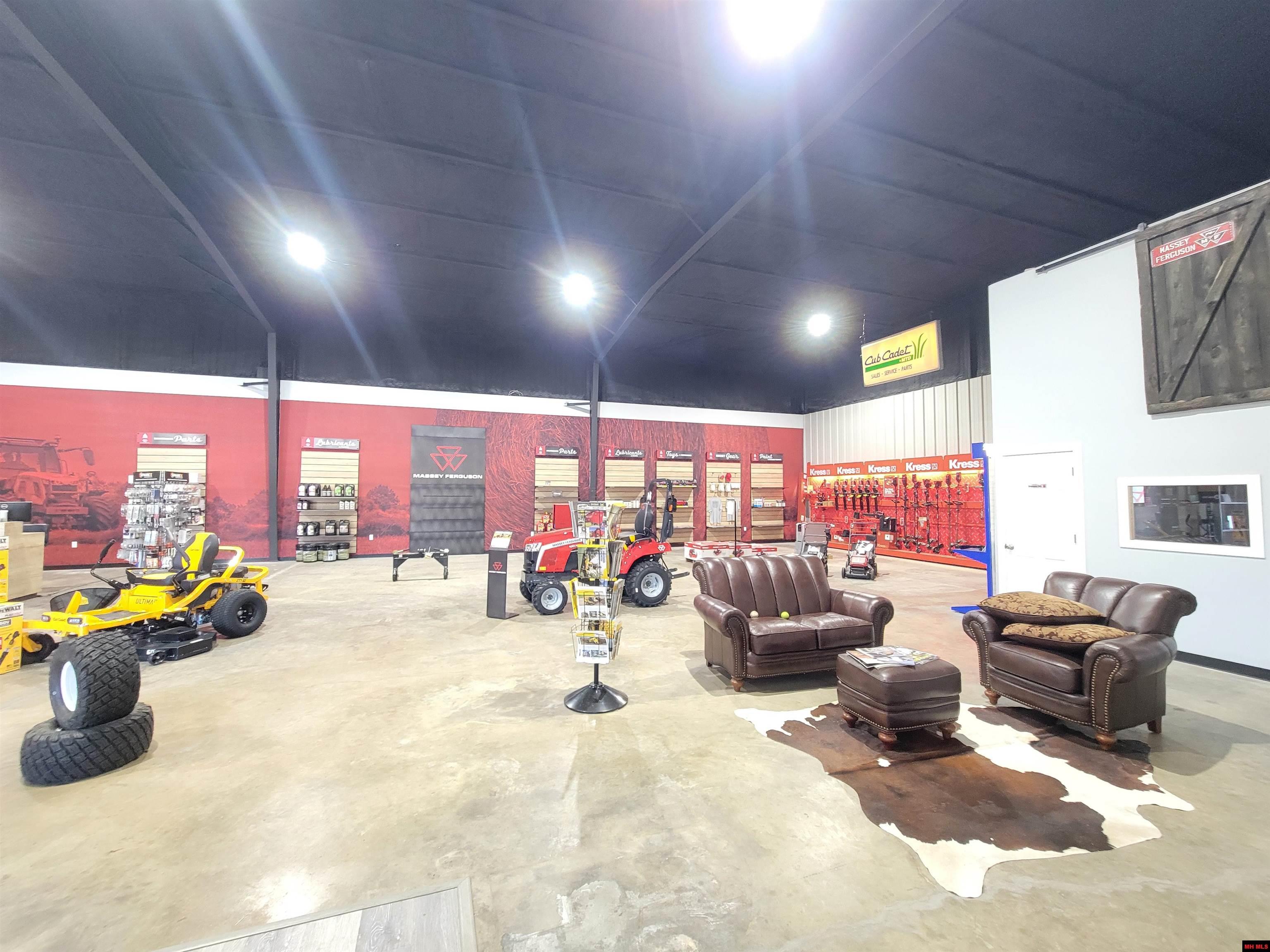 60 ROBERTS DRIVE Mountain Home, AR