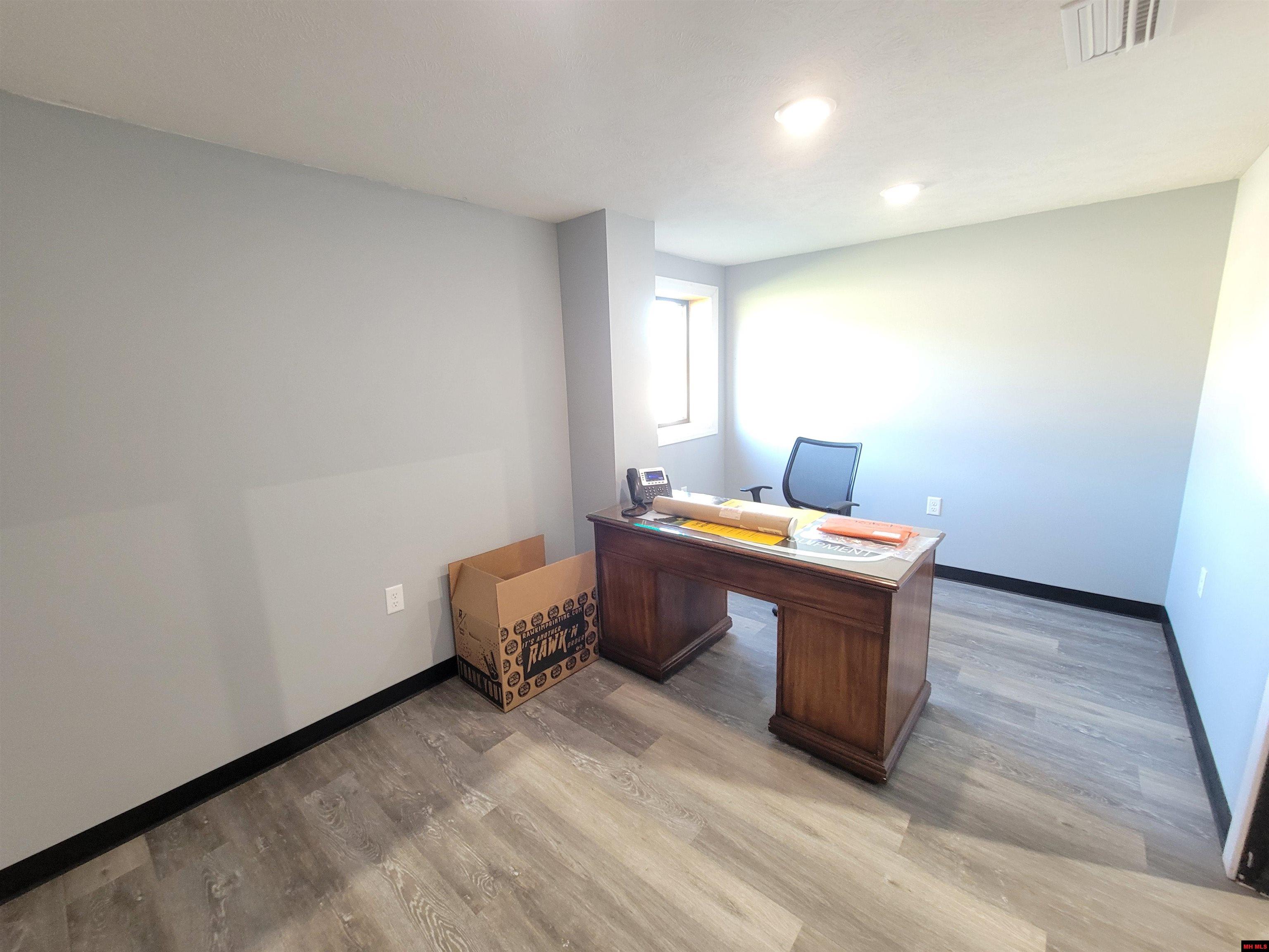 60 ROBERTS DRIVE Mountain Home, AR