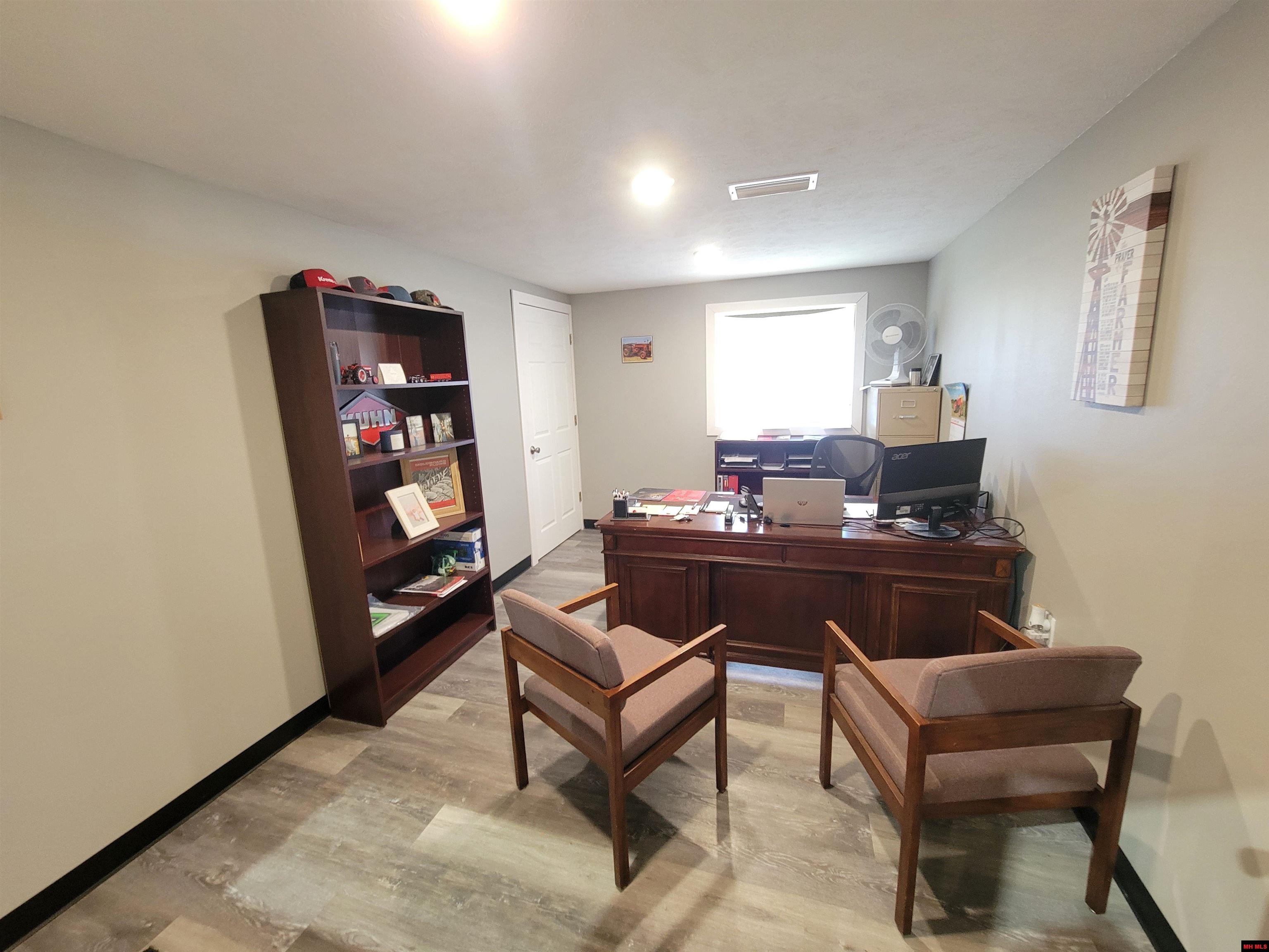 60 ROBERTS DRIVE Mountain Home, AR