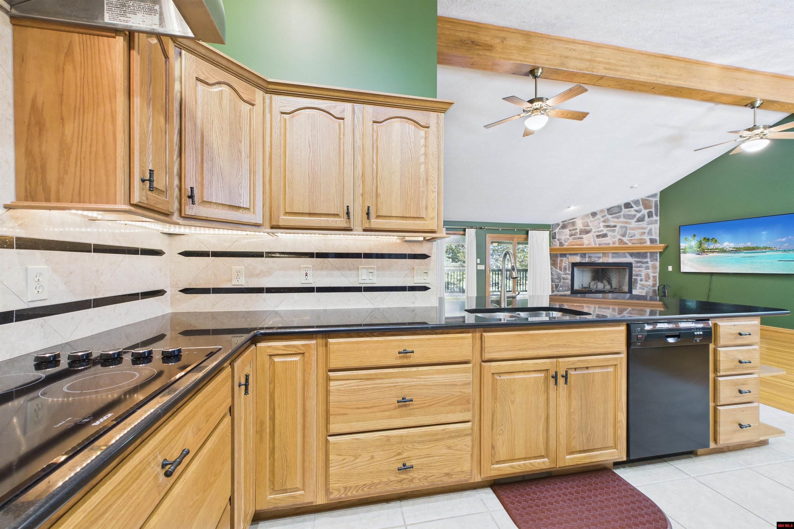 109 EDGEHILL PLACE Bull Shoals, AR