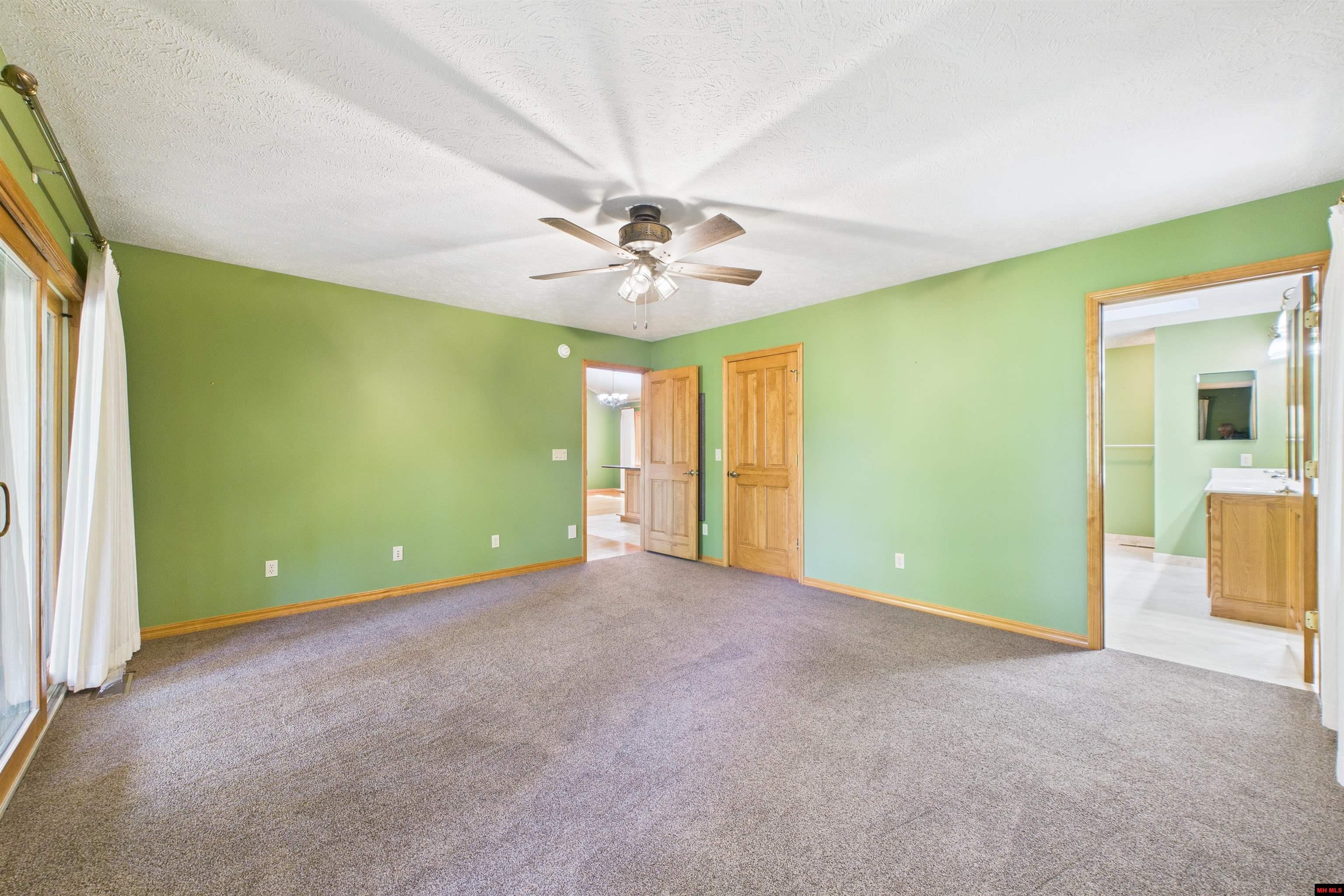 109 EDGEHILL PLACE Bull Shoals, AR