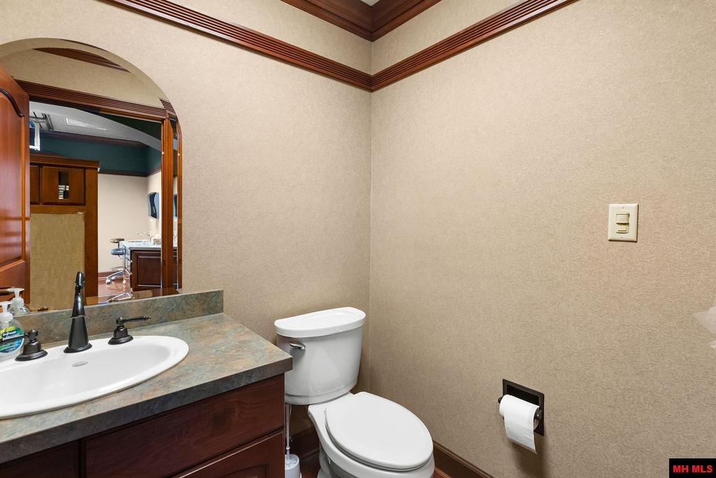 250 BUCHER DRIVE Mountain Home, AR