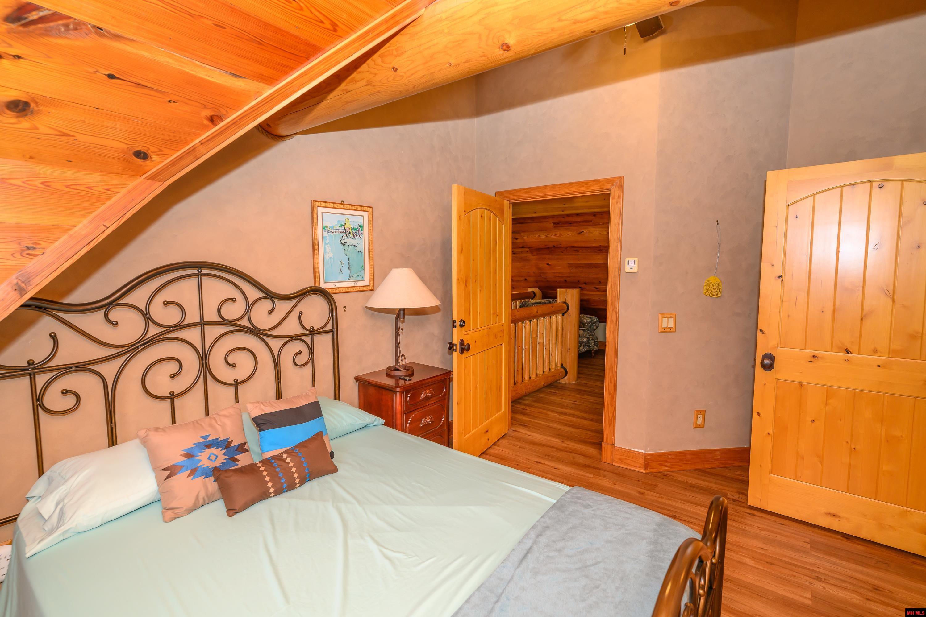 273 GOLDEN STAR LANE Mountain Home, AR