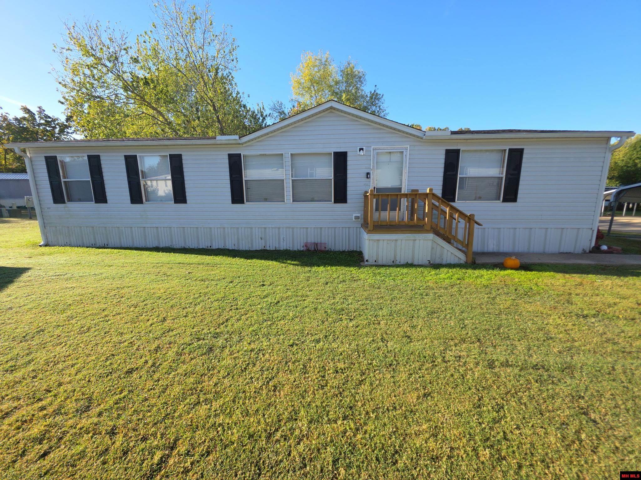 1215 GLENBRIAR COURT Mountain Home, AR