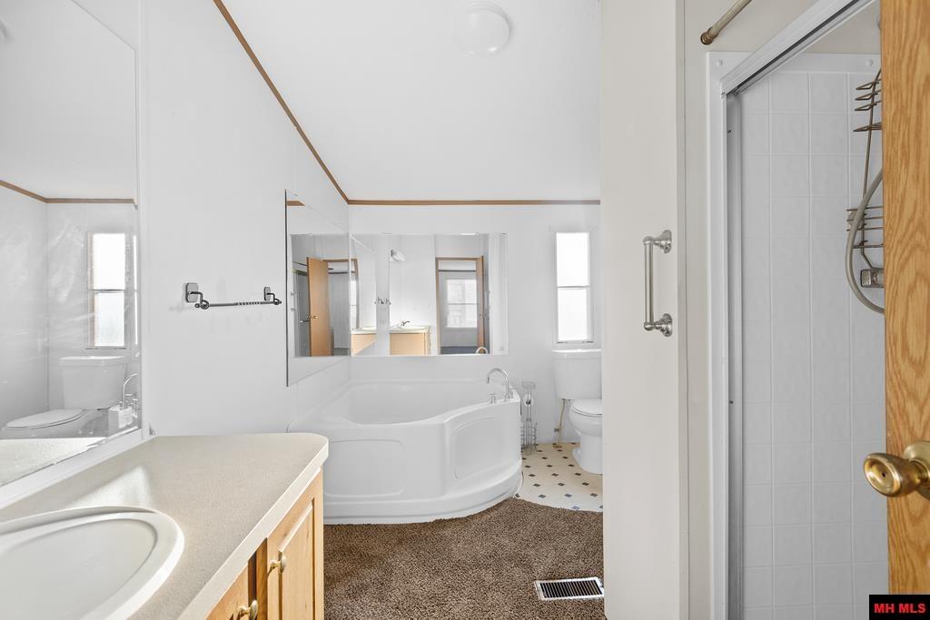 1215 GLENBRIAR COURT Mountain Home, AR