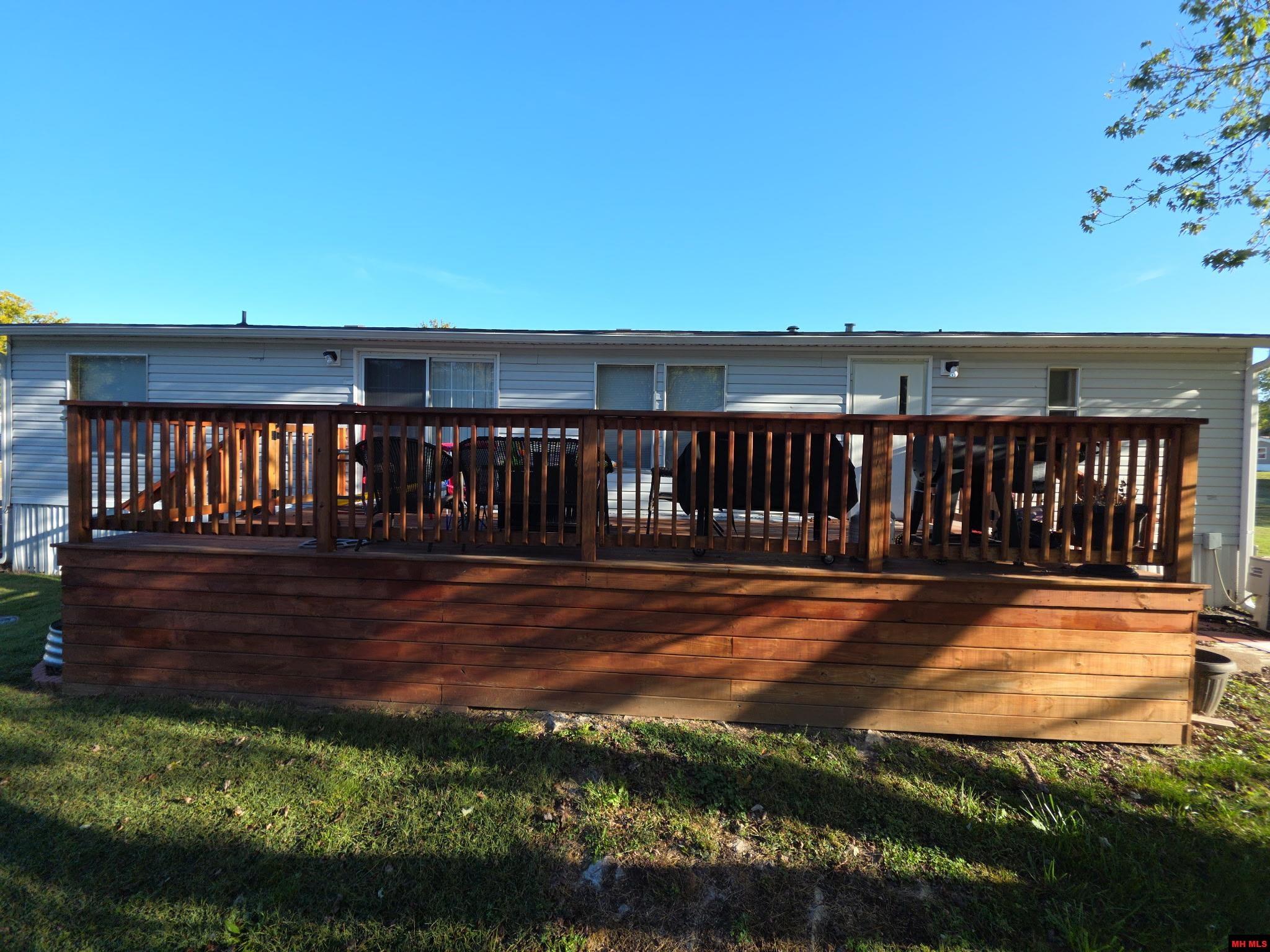 1215 GLENBRIAR COURT Mountain Home, AR