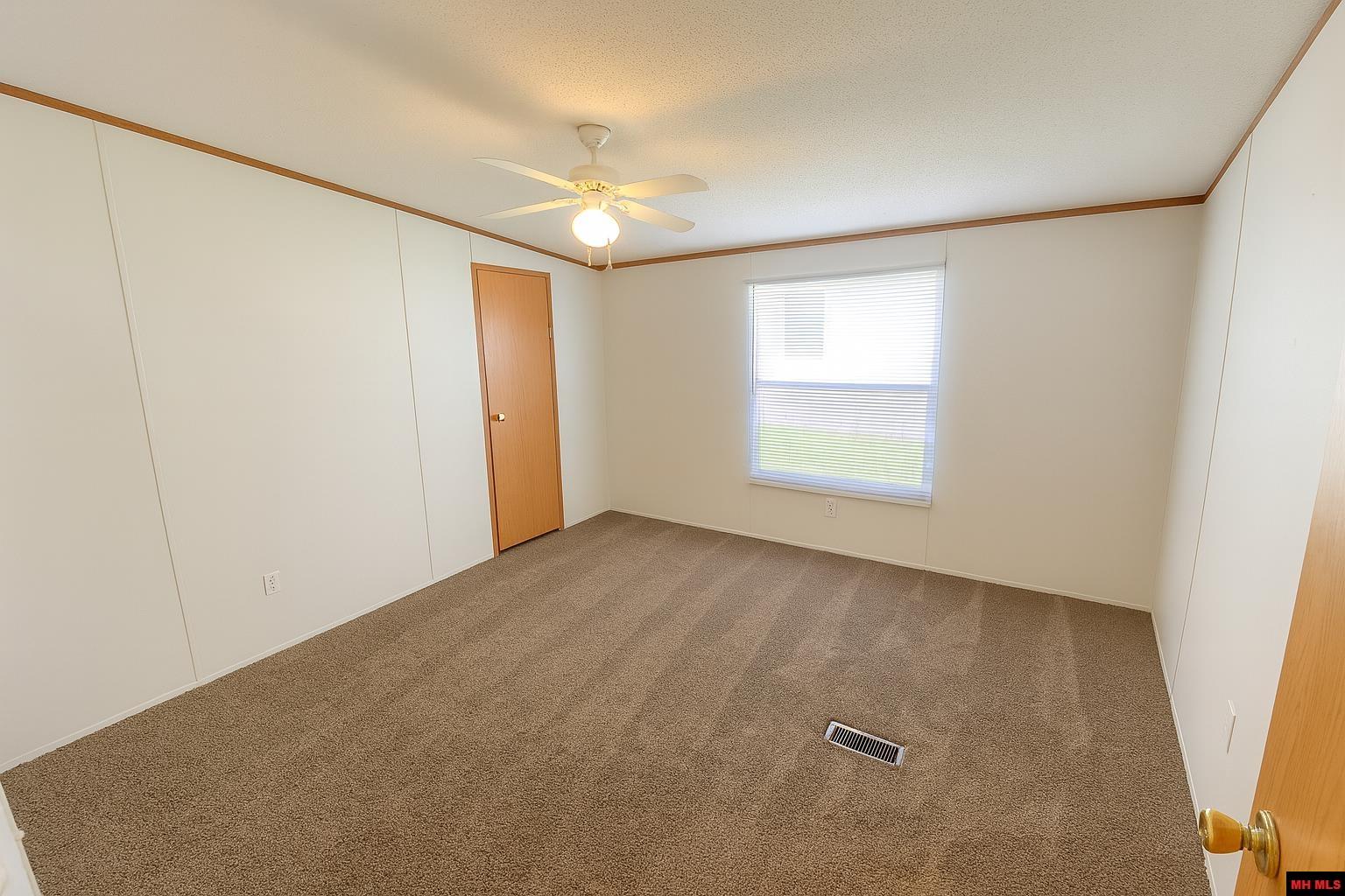 1215 GLENBRIAR COURT Mountain Home, AR