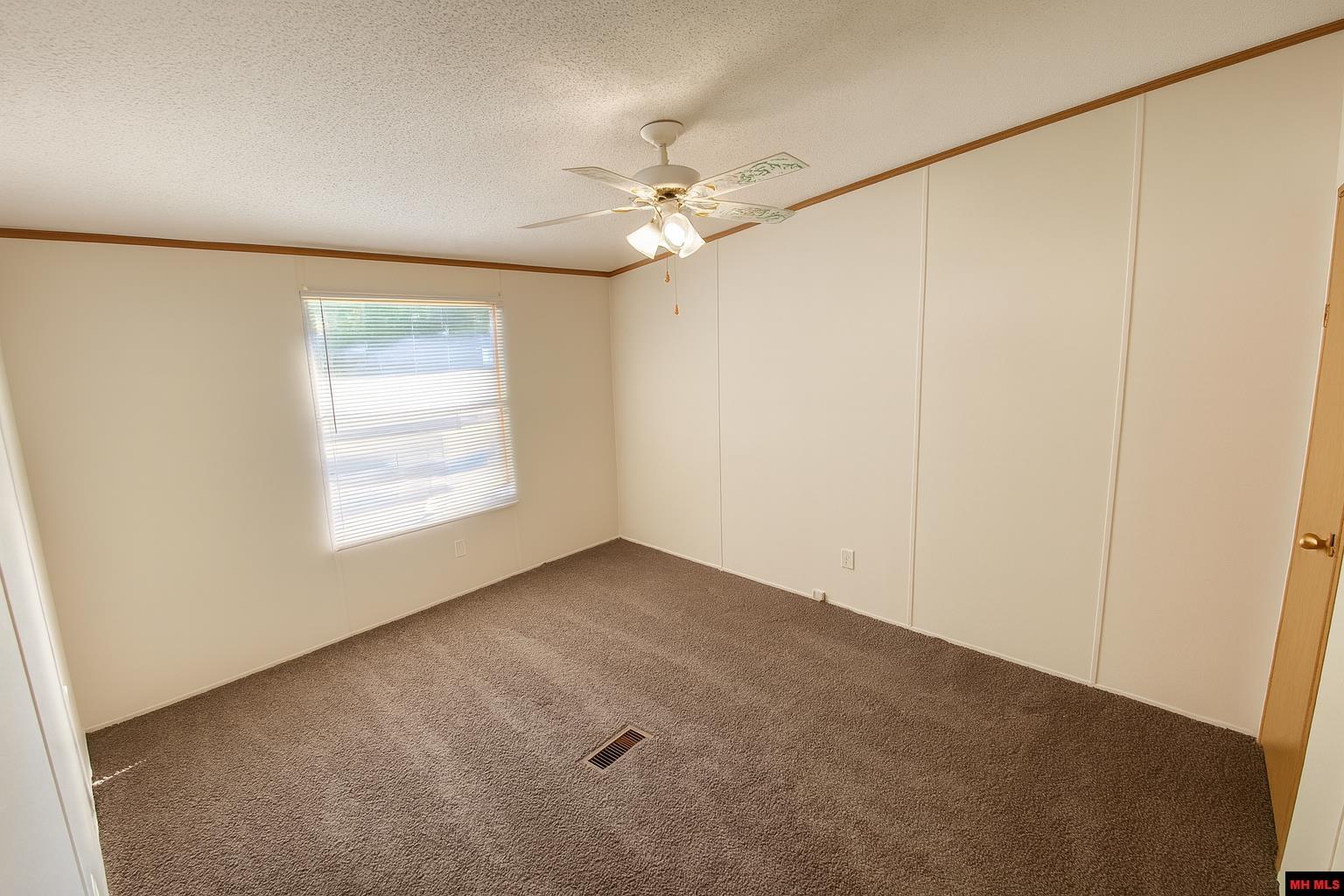 1215 GLENBRIAR COURT Mountain Home, AR