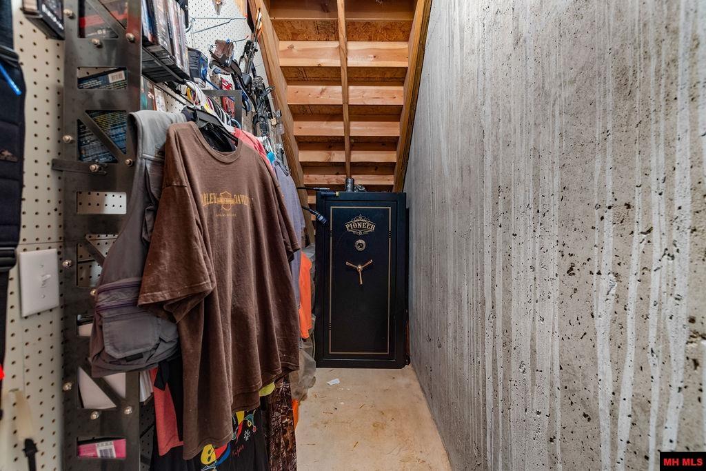 2783 CR 69 Mountain Home, AR