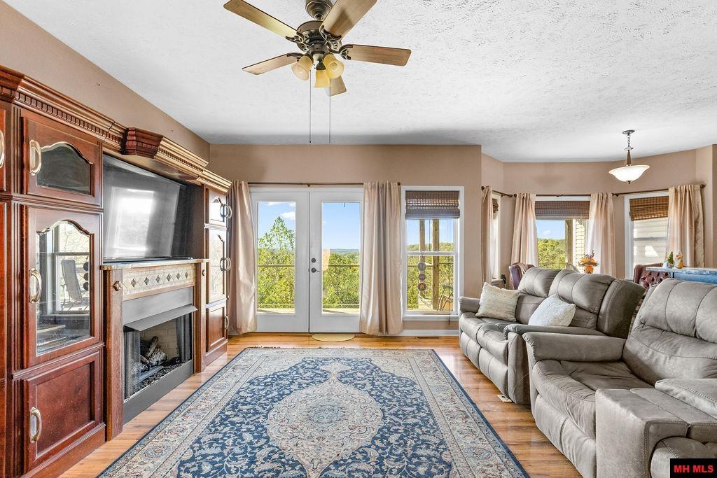 2783 CR 69 Mountain Home, AR