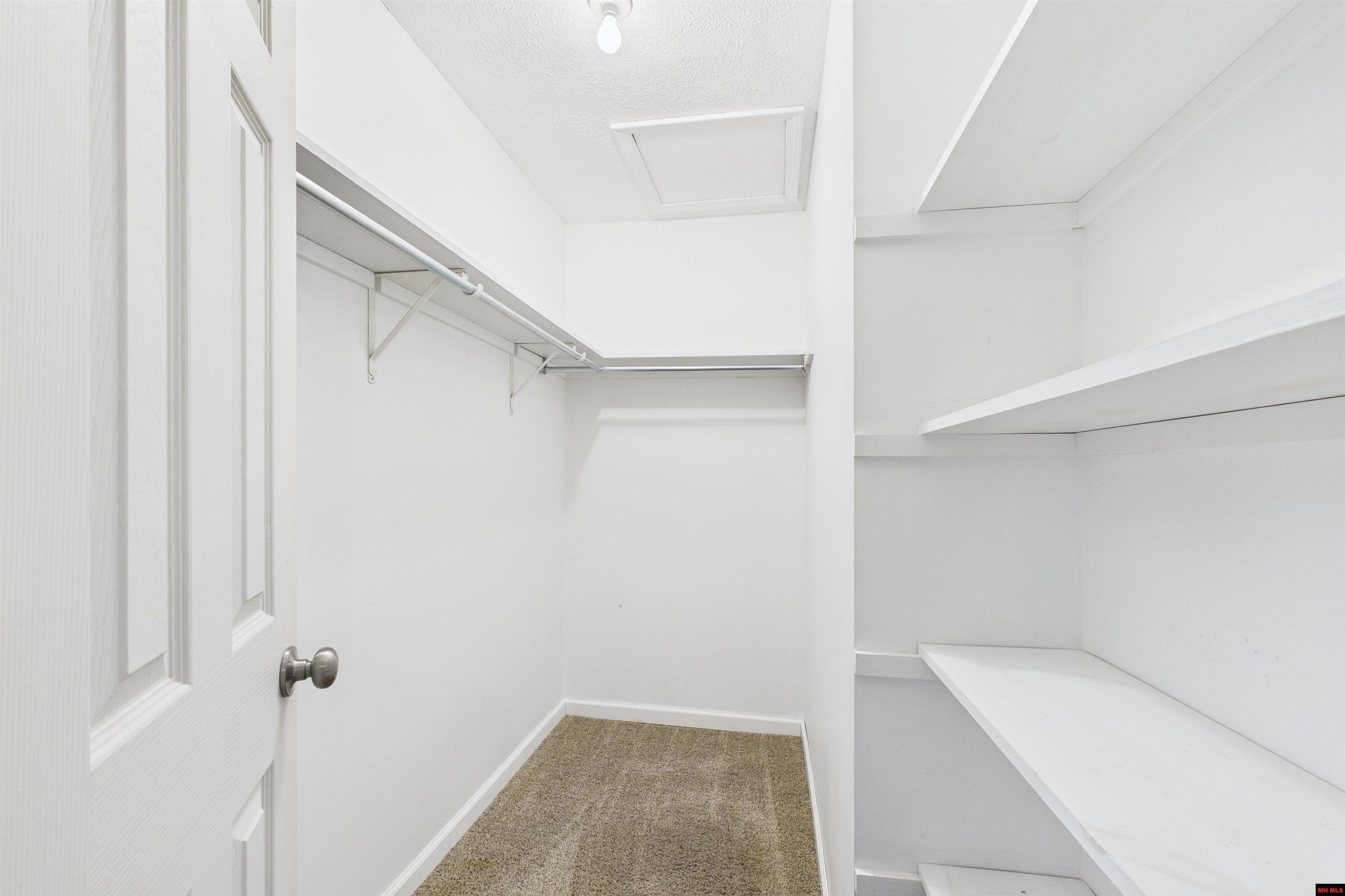 281 Sunrise Heights Circle