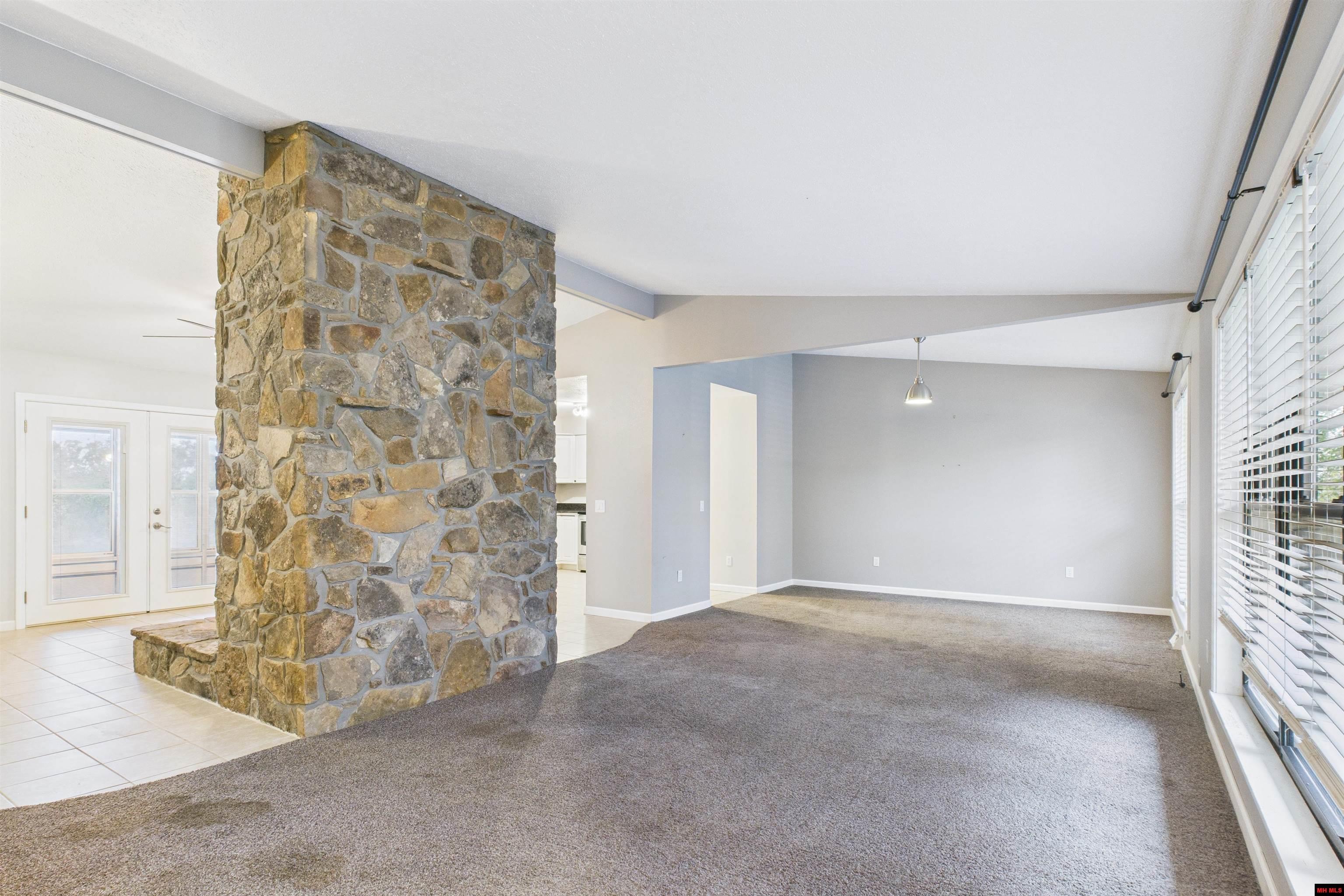 281 Sunrise Heights Circle