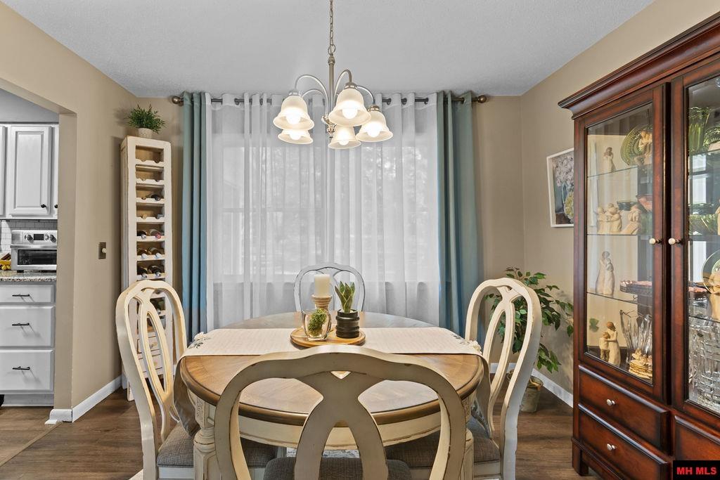 212 RIDGECREST DRIVE Mountain Home, AR