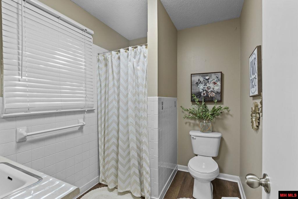 212 RIDGECREST DRIVE Mountain Home, AR