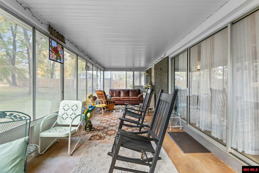 212 RIDGECREST DRIVE Mountain Home, AR