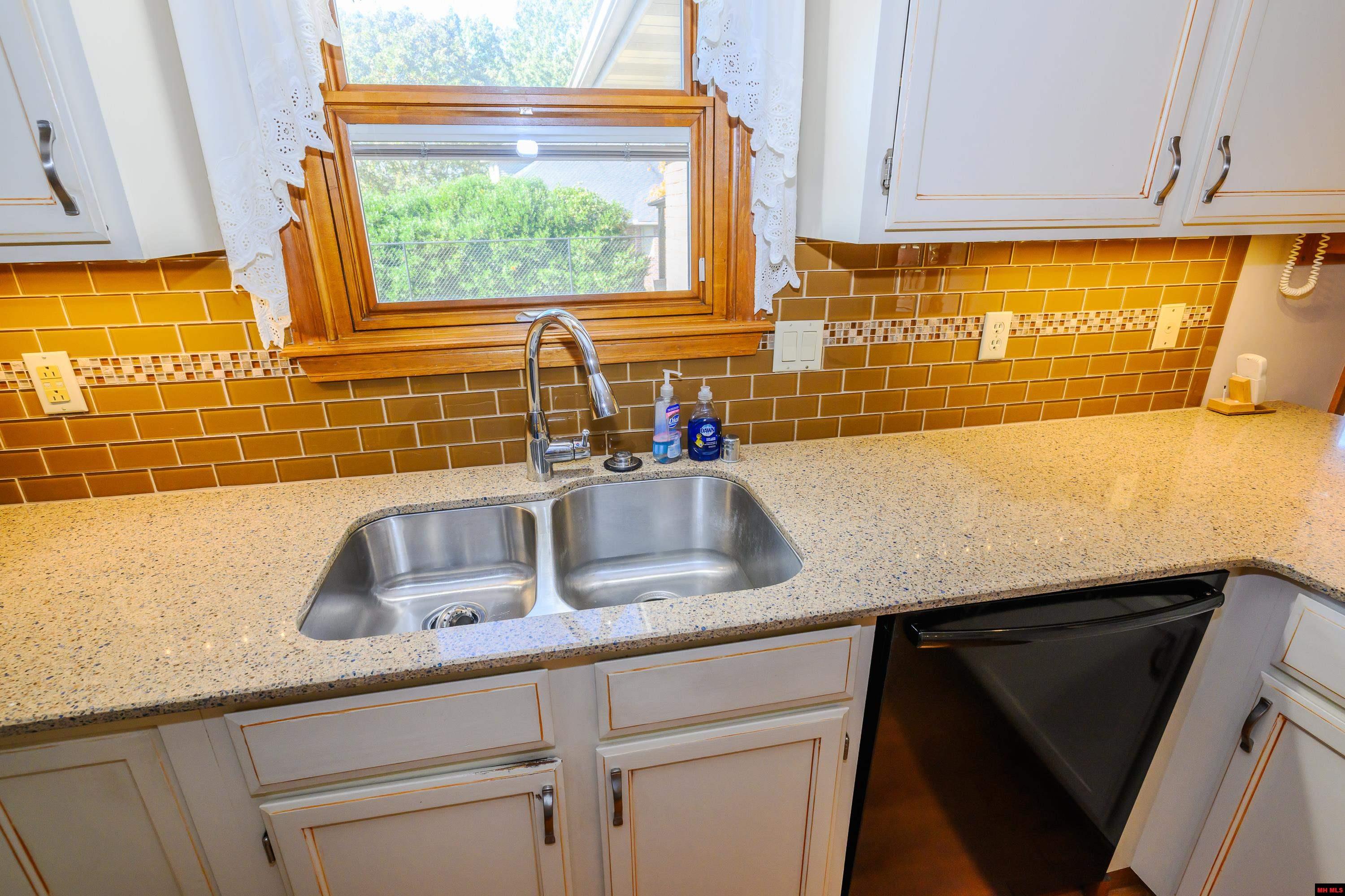 1071 NORTHPOINTE DRIVE Mountain Home, AR