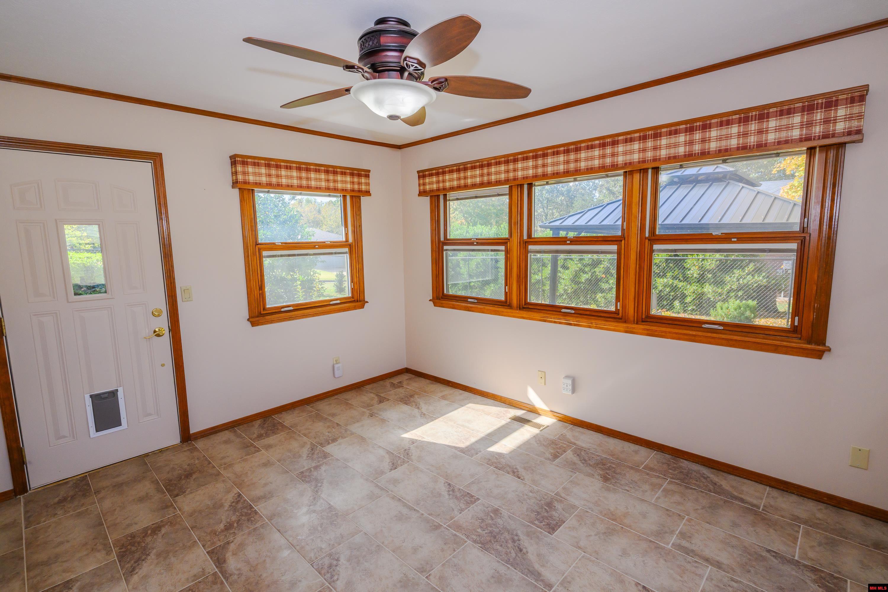 1071 NORTHPOINTE DRIVE Mountain Home, AR