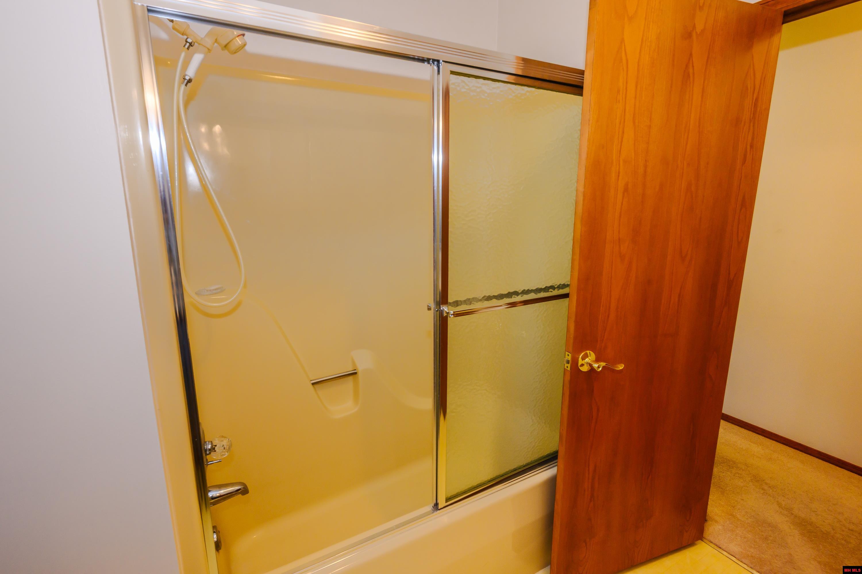 1071 NORTHPOINTE DRIVE Mountain Home, AR