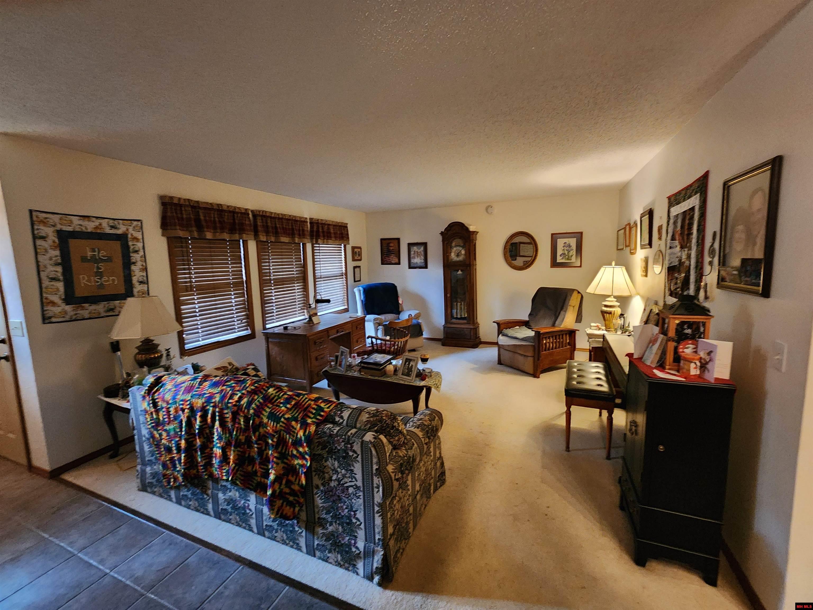 1805 Van Buren Avenue