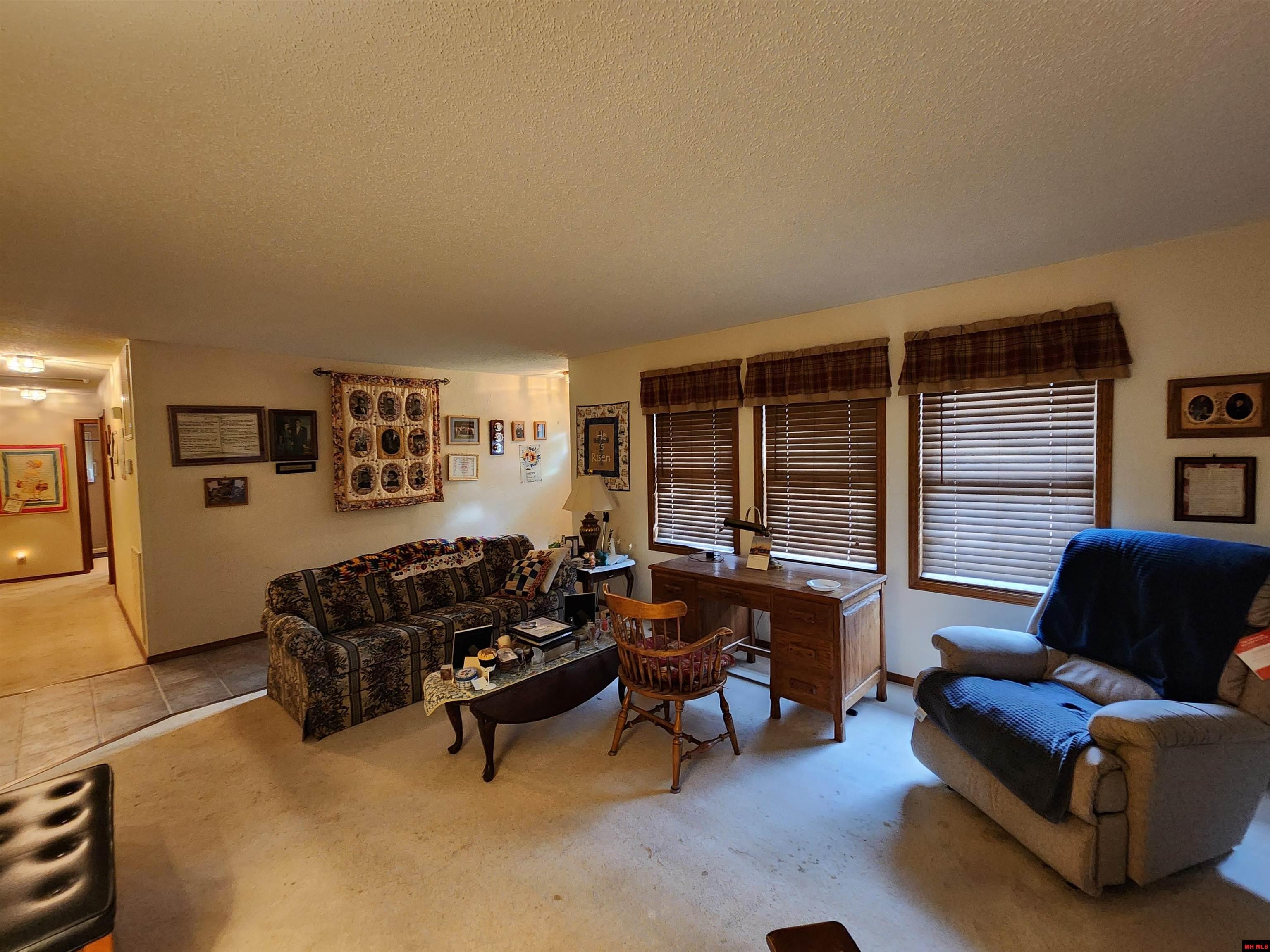 1805 Van Buren Avenue